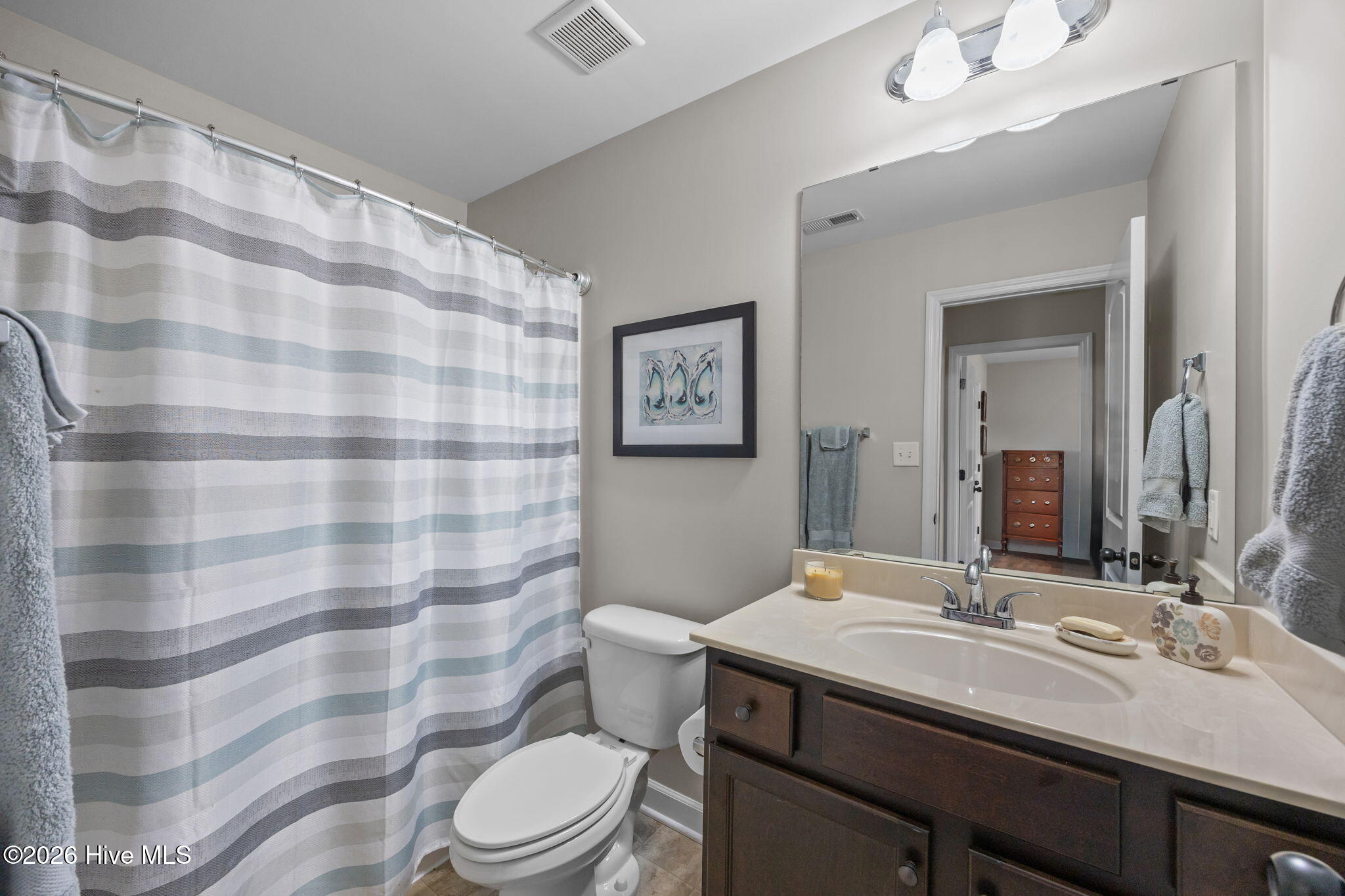 100557162 | Photo 27