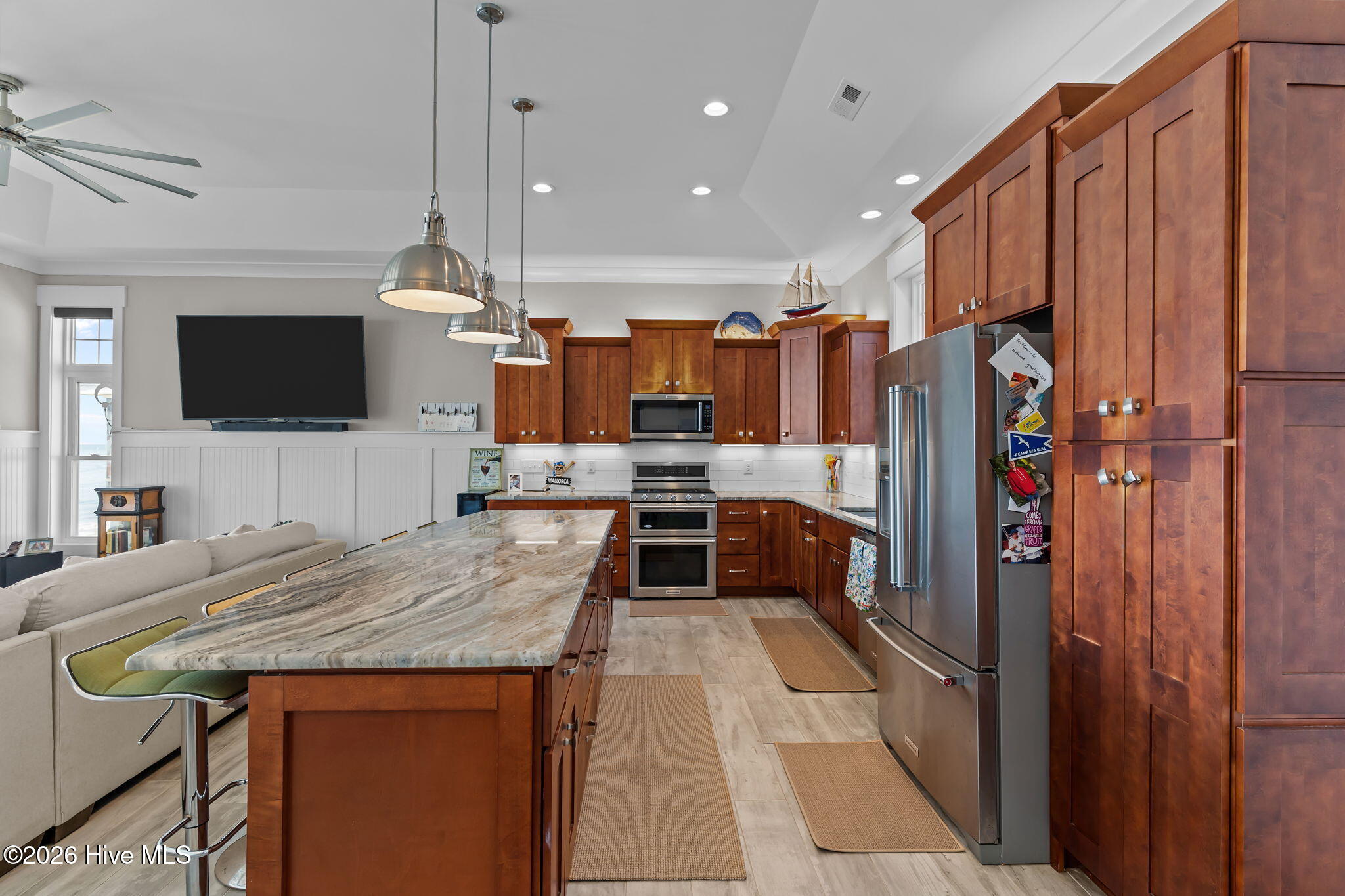 100554272 | Photo 13