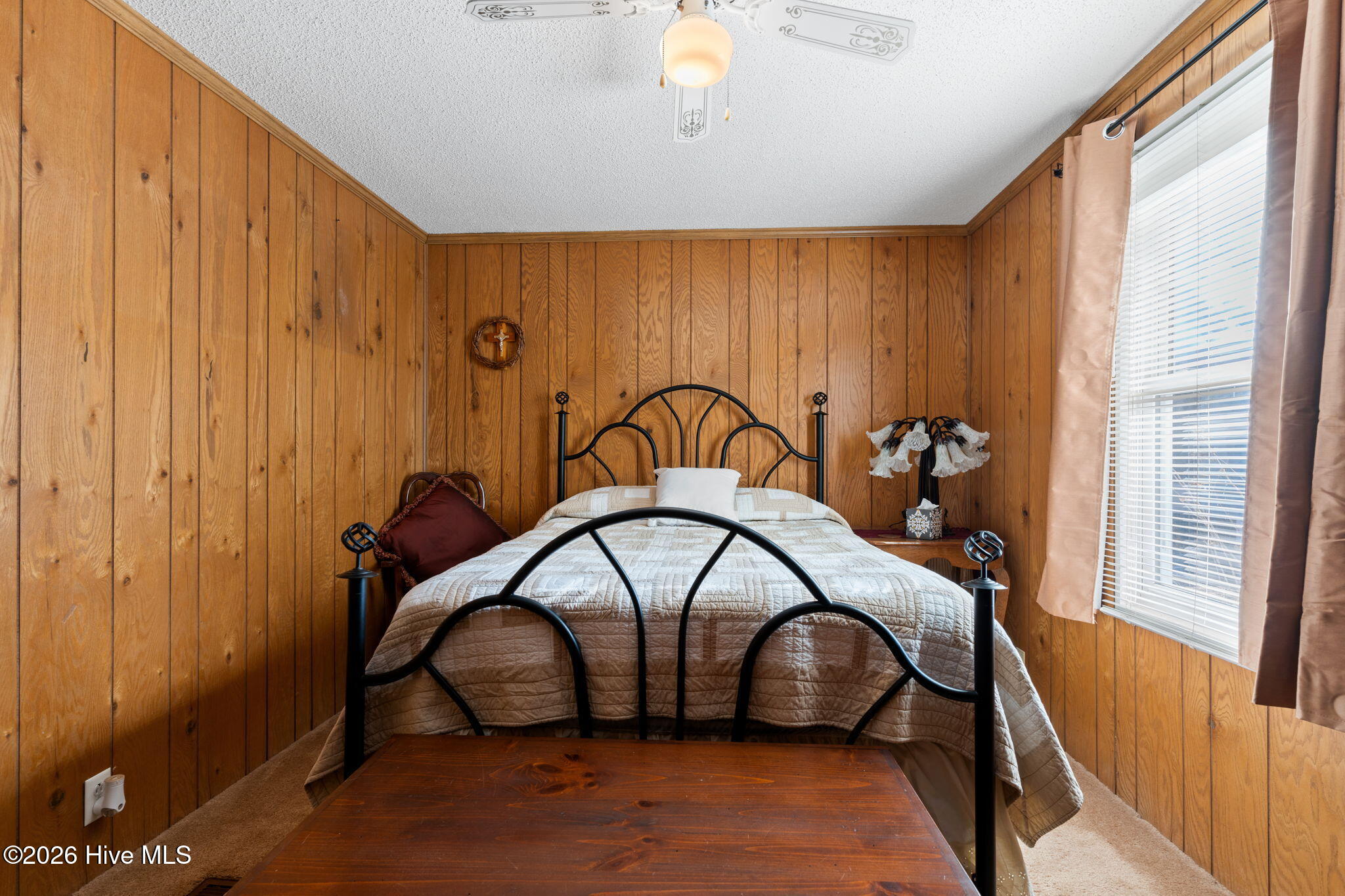 100549900 | Photo 30