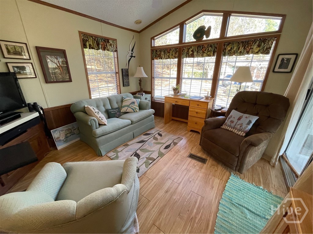 2nd image of 20 Clipper Cir, Hartwell, GA 30643 | MLS# CL347030