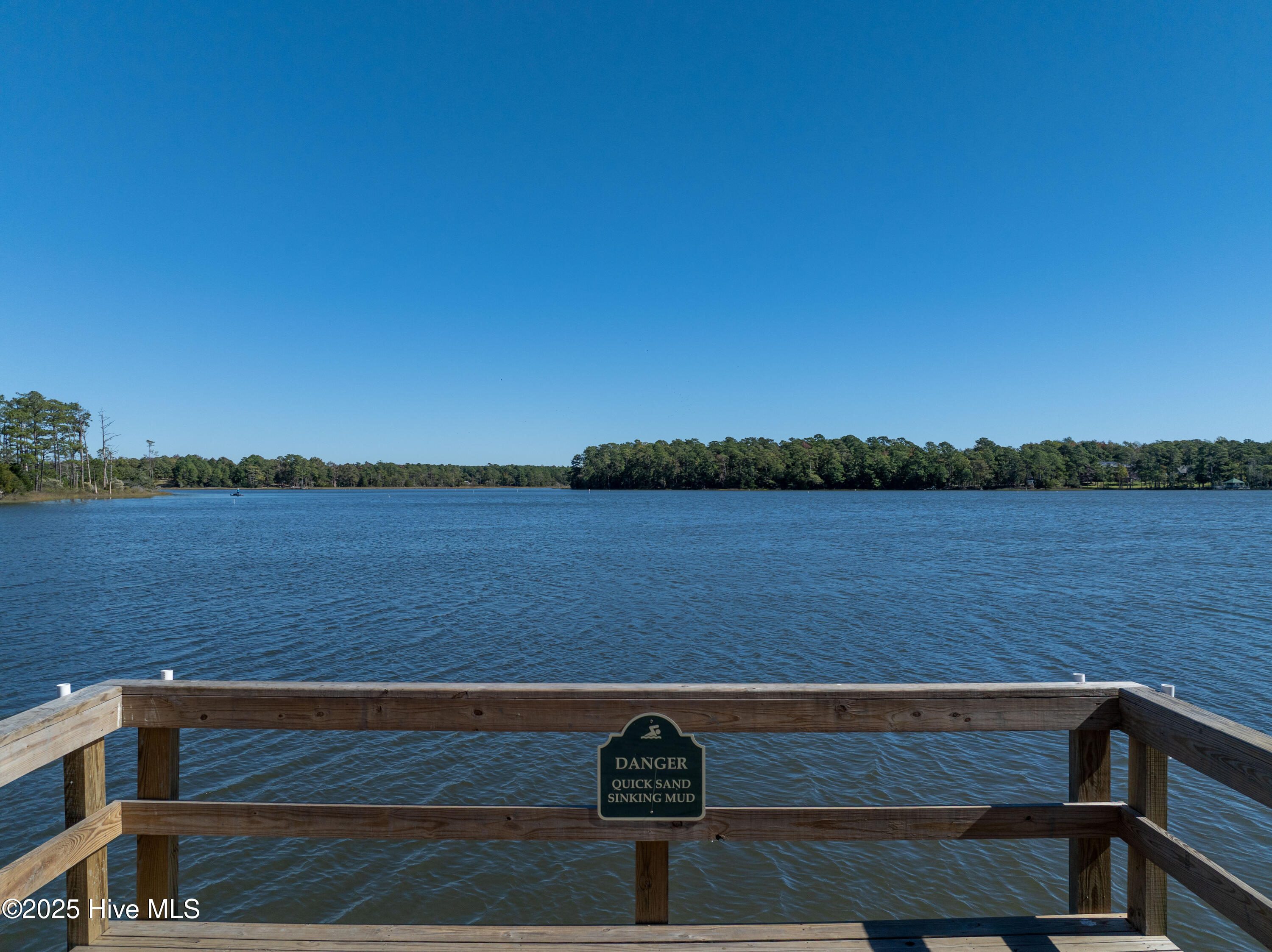 100537657 | Photo 53