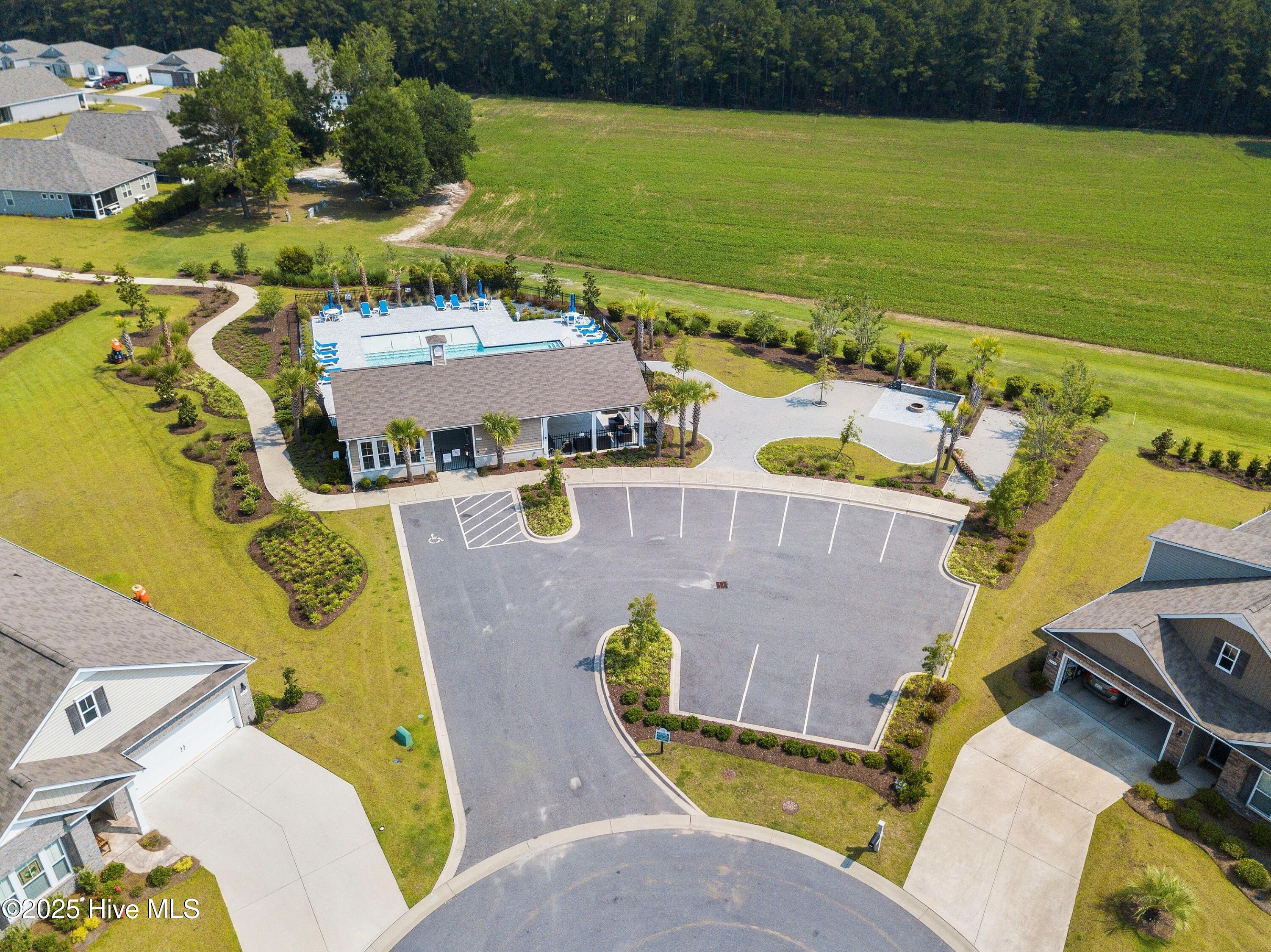 100509496 | Photo 55