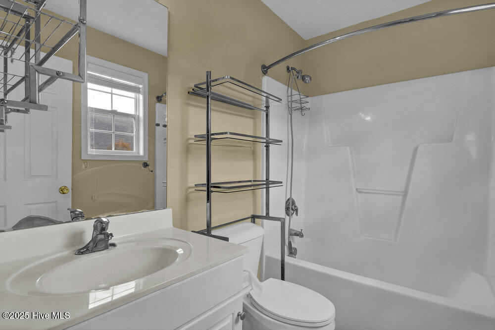 100542434 | Photo 20