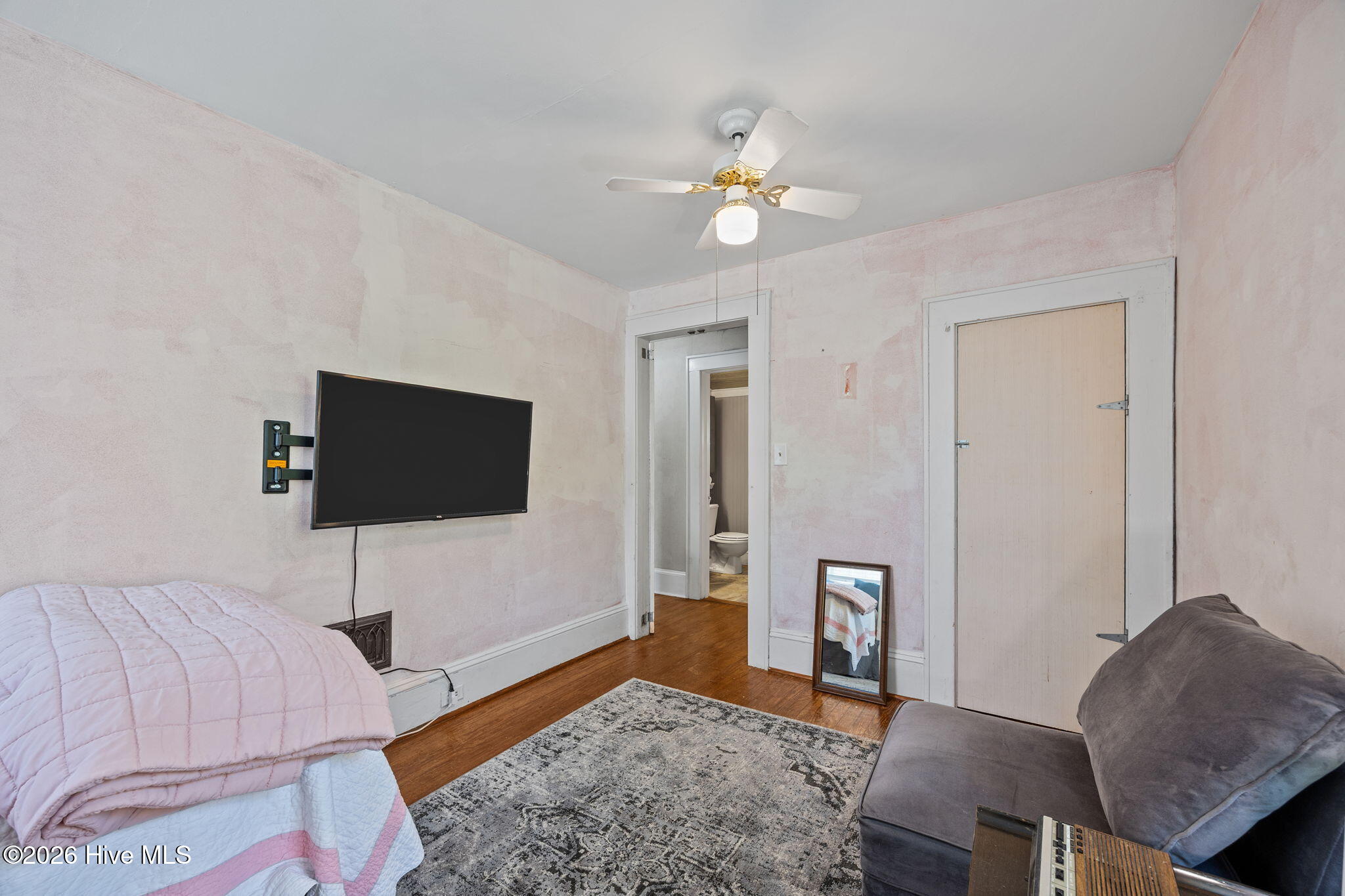 2812 Evans Street, Morehead City, NC, 28557