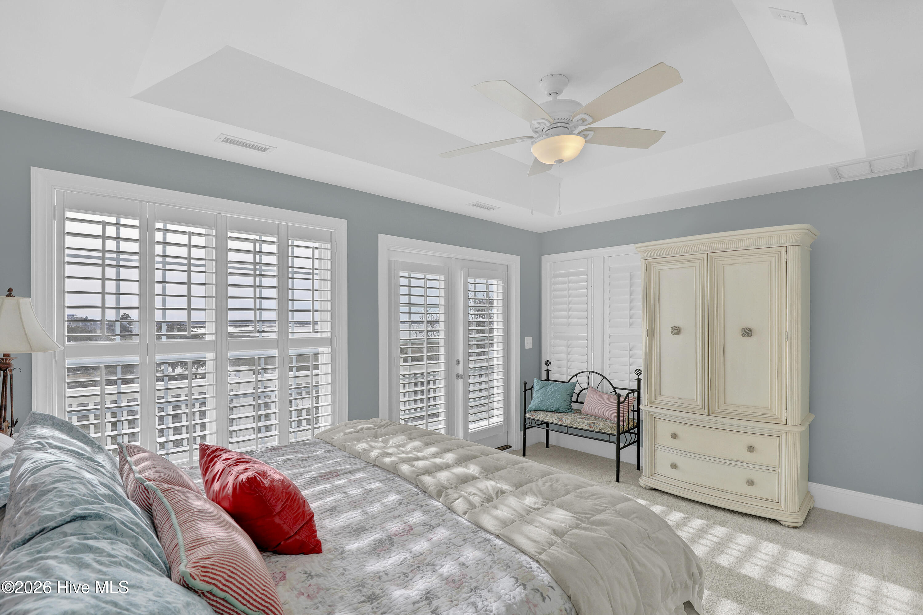 100559155 | Photo 30