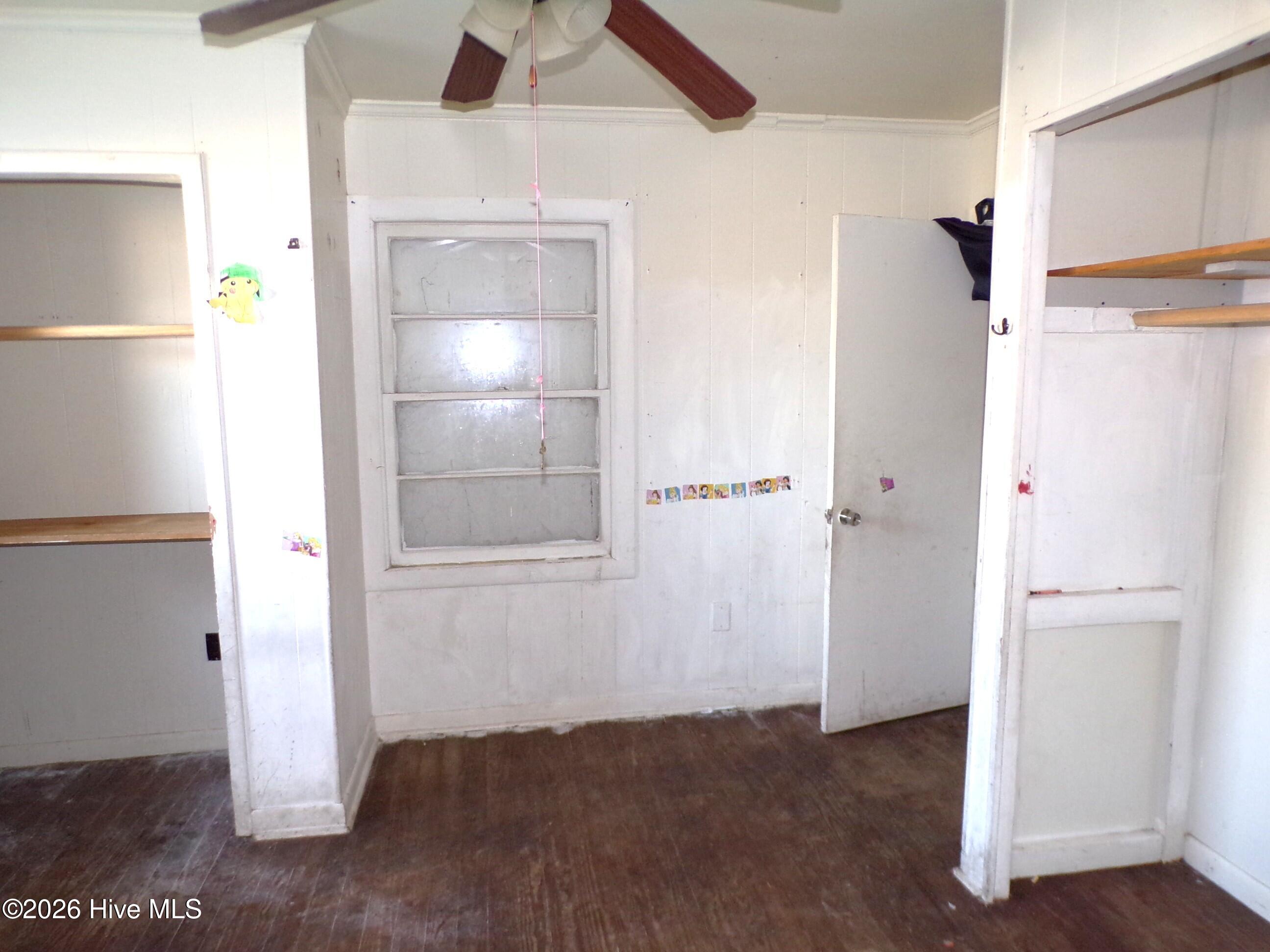 100558121 | Photo 10