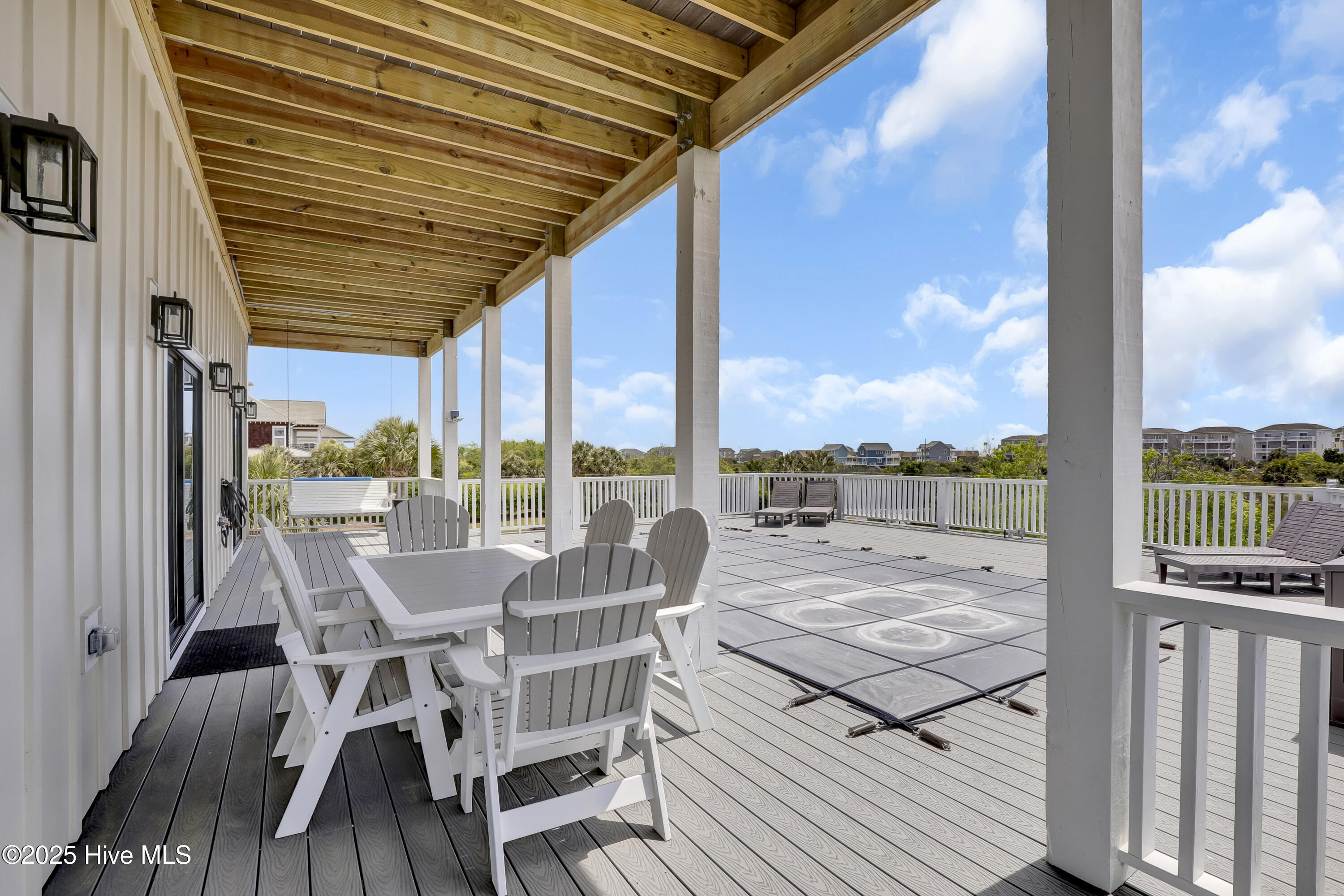 100503420 | Photo 19