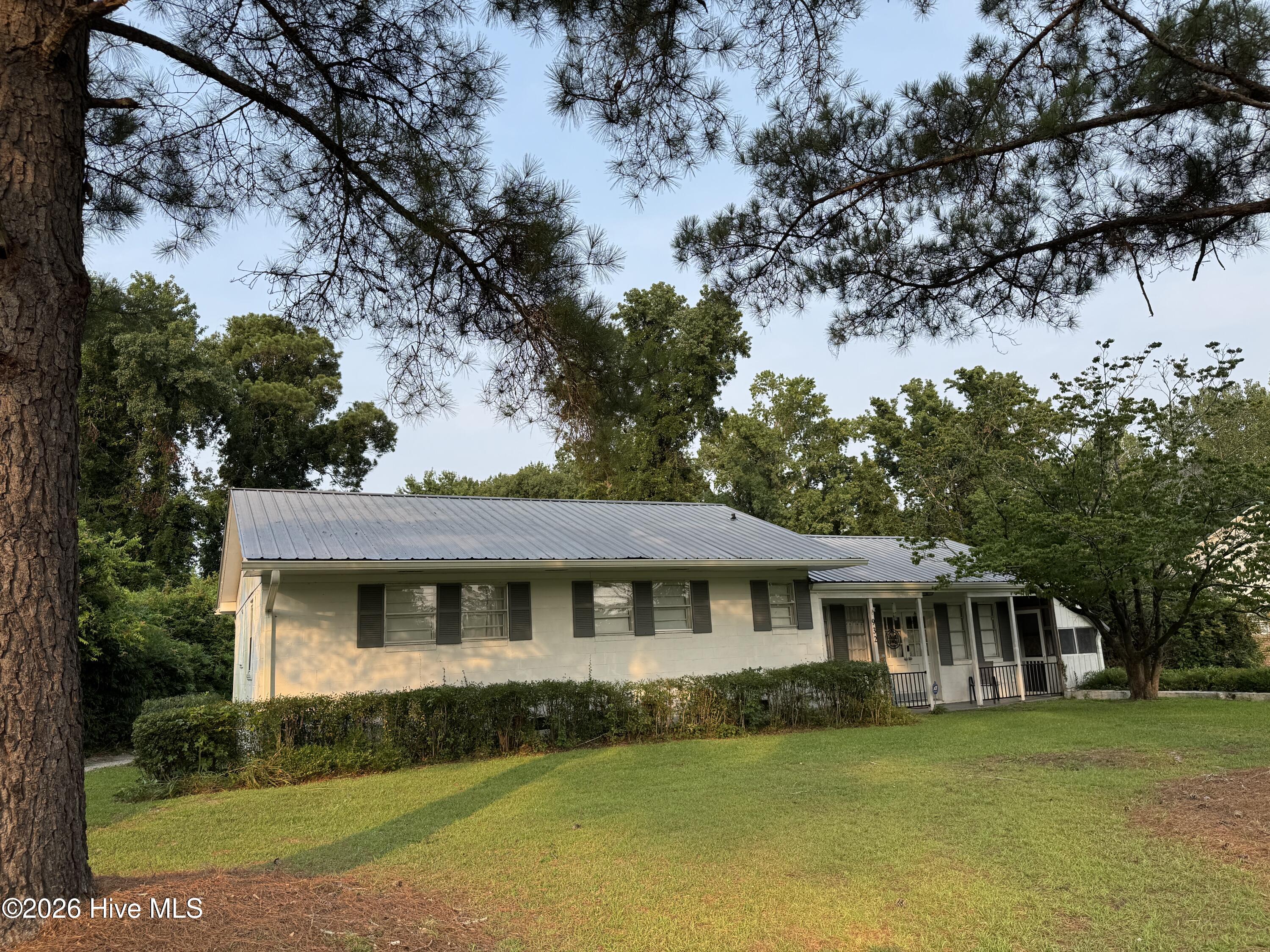 2nd image of 932 Roberdel Rd, Rockingham, NC 28379 | MLS# 100593330