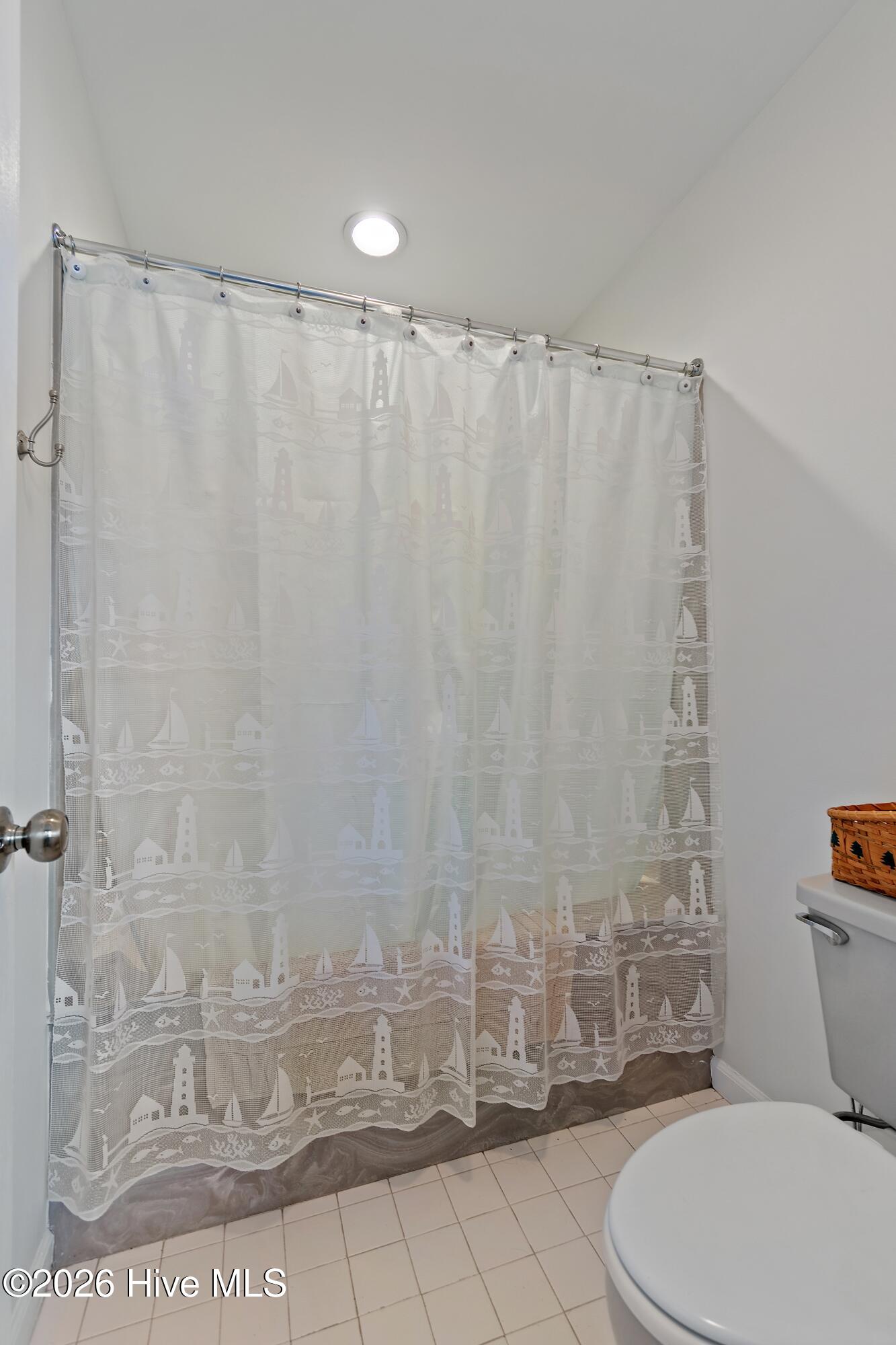 100564312 | Photo 33