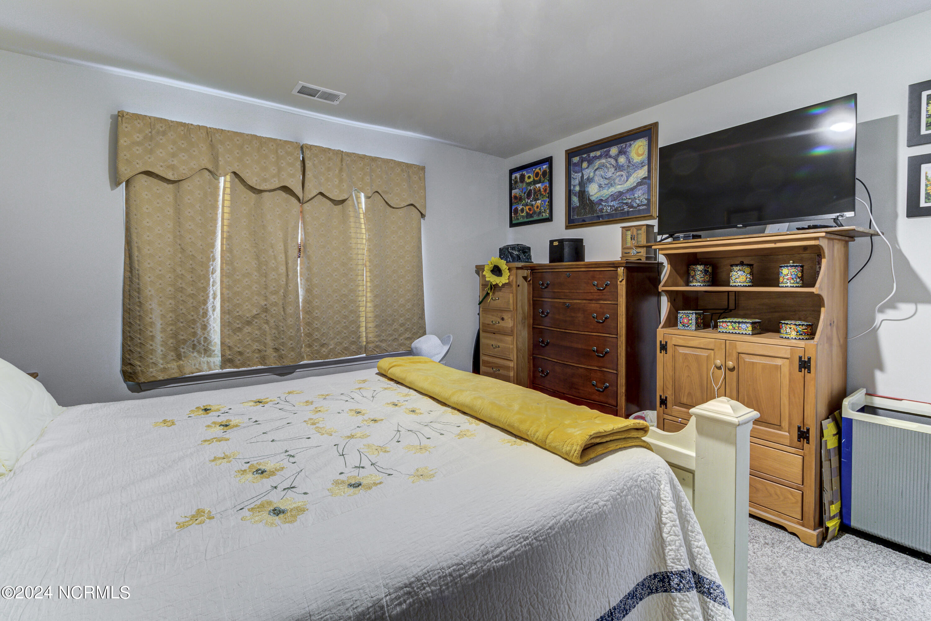 100563722 | Photo 20