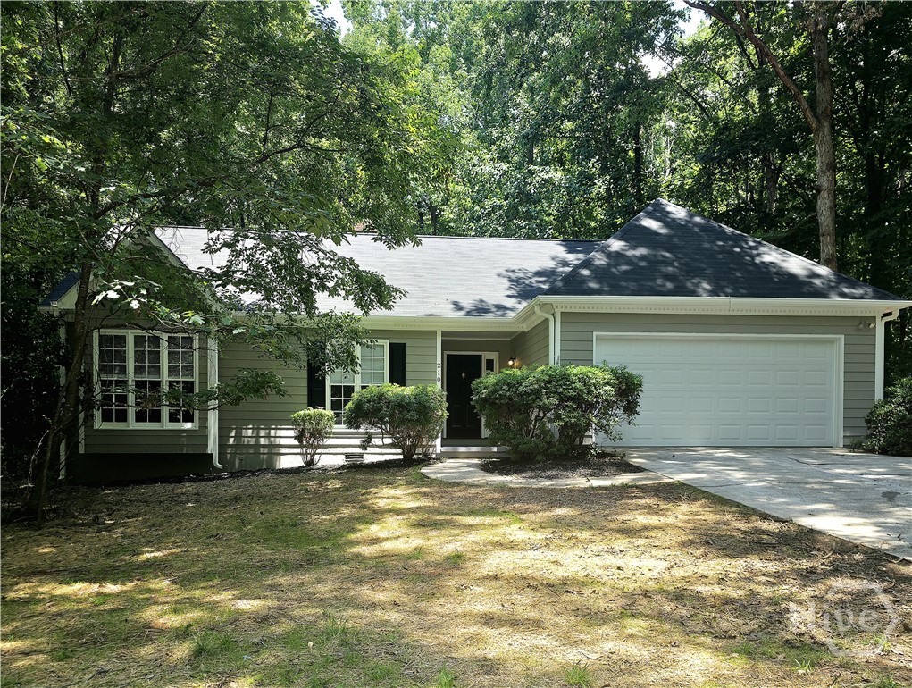 FEATURED LISTINGS