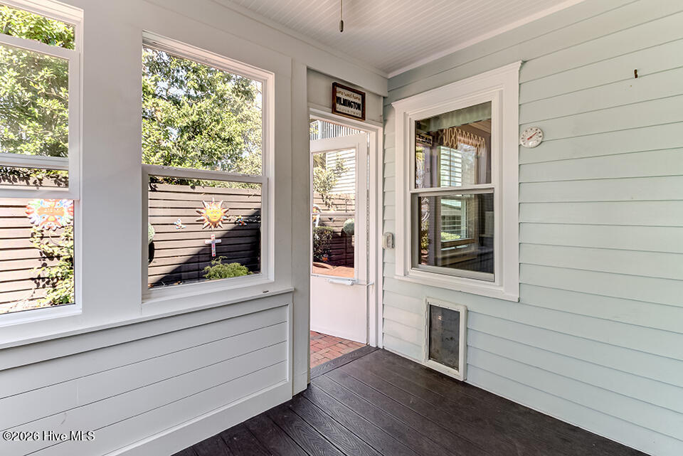 100557542 | Photo 31