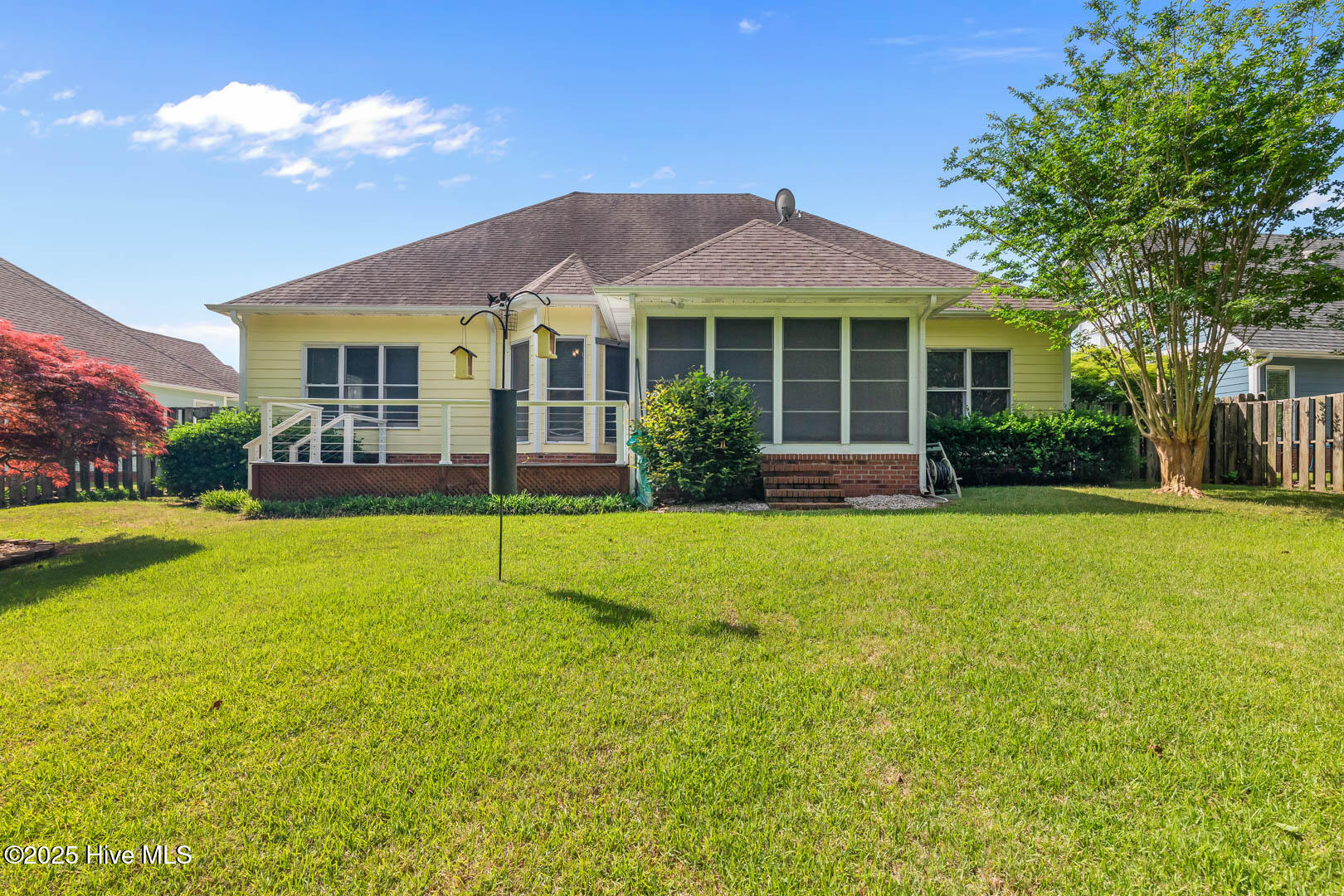 100544064 | Photo 43