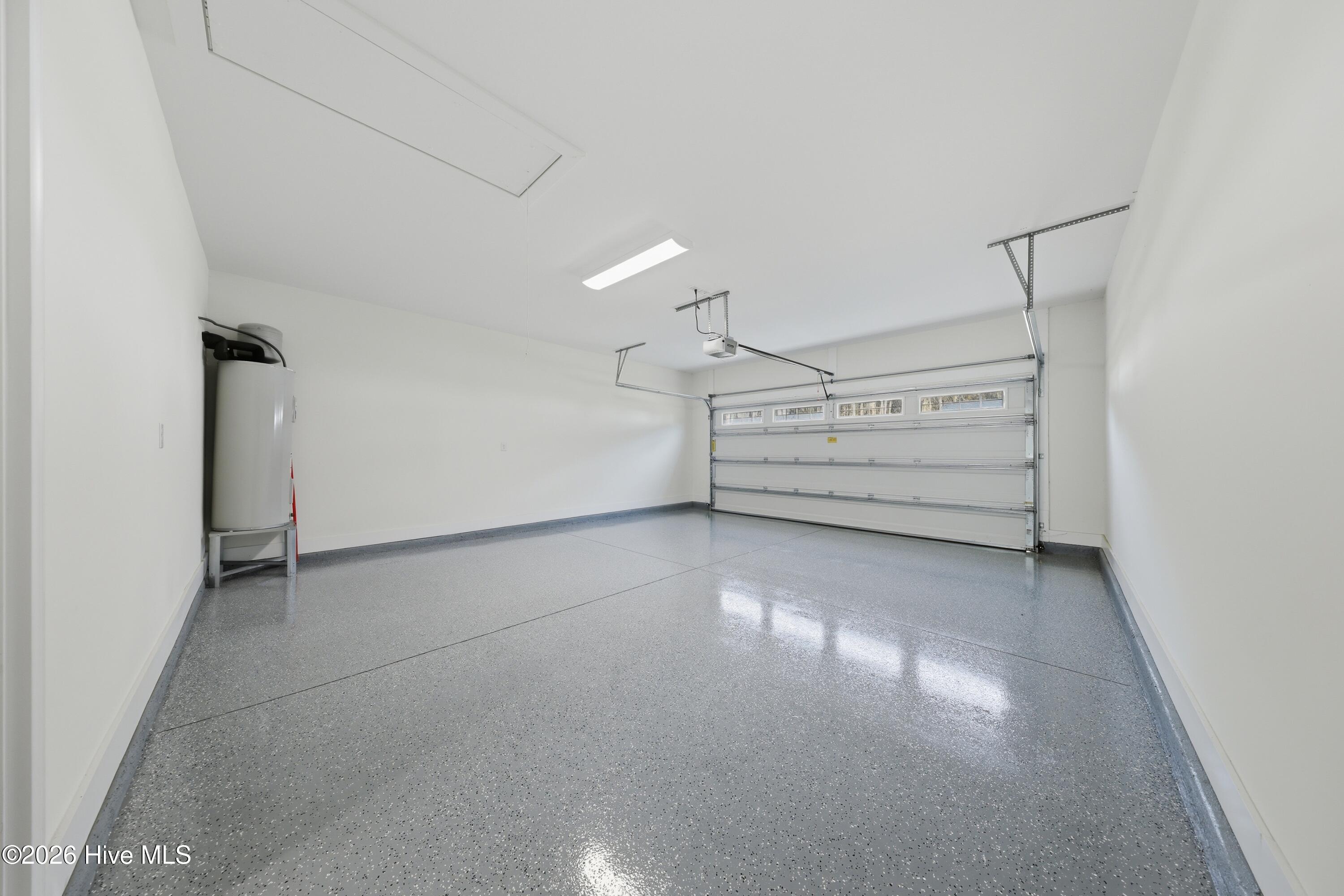 100561503 | Photo 18