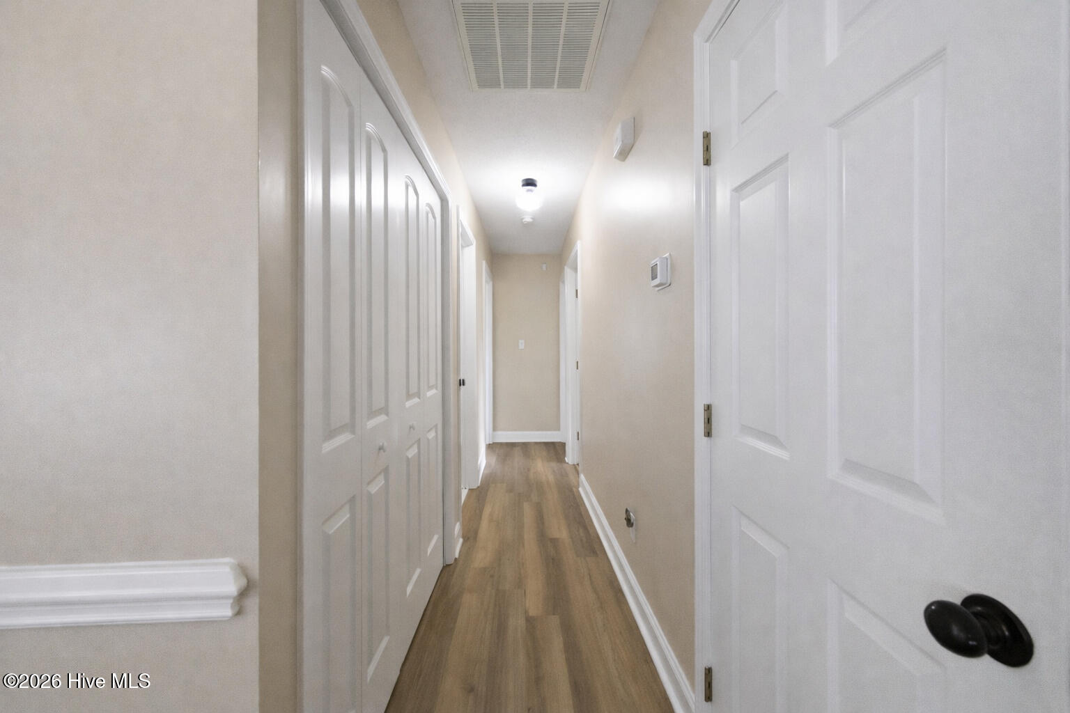 100562387 | Photo 28