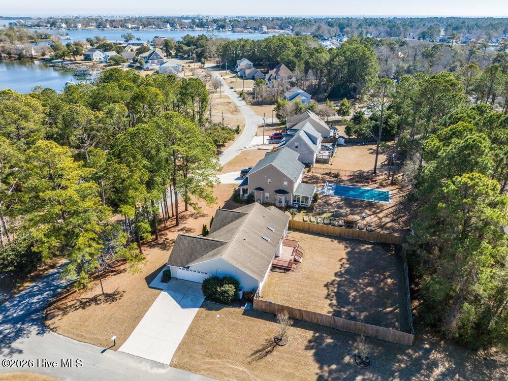 100555437 | Photo 37