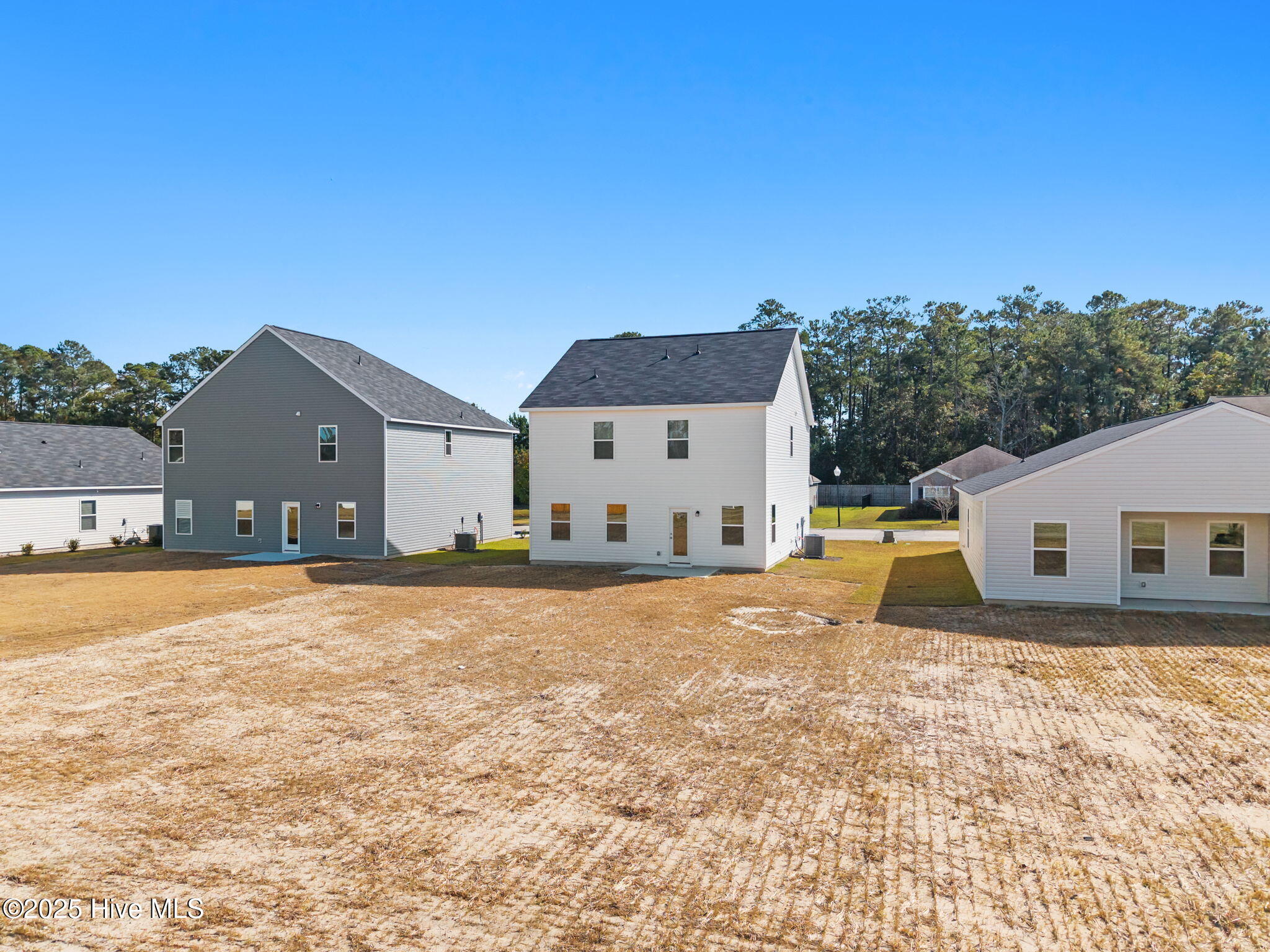 100506430 | Photo 27