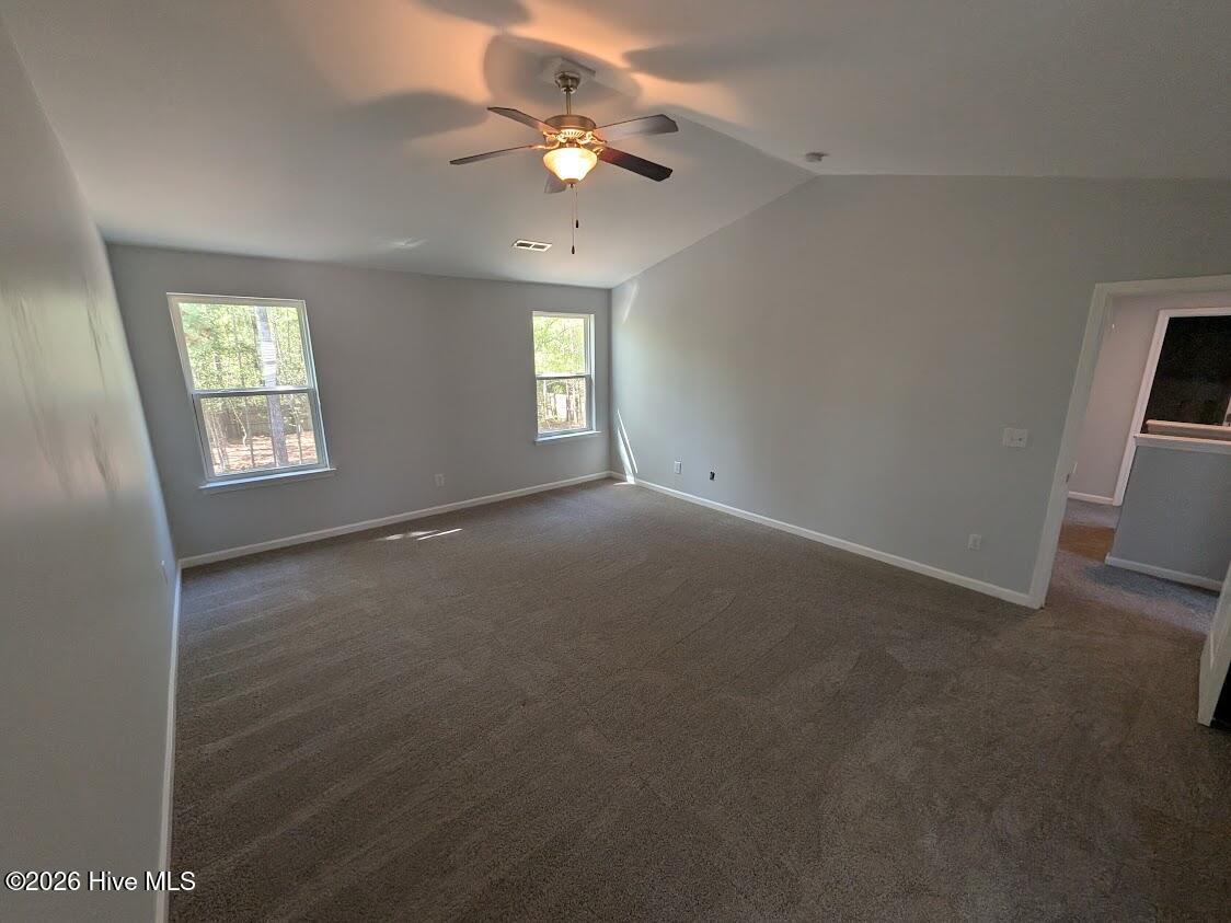 100566227 | Photo 11