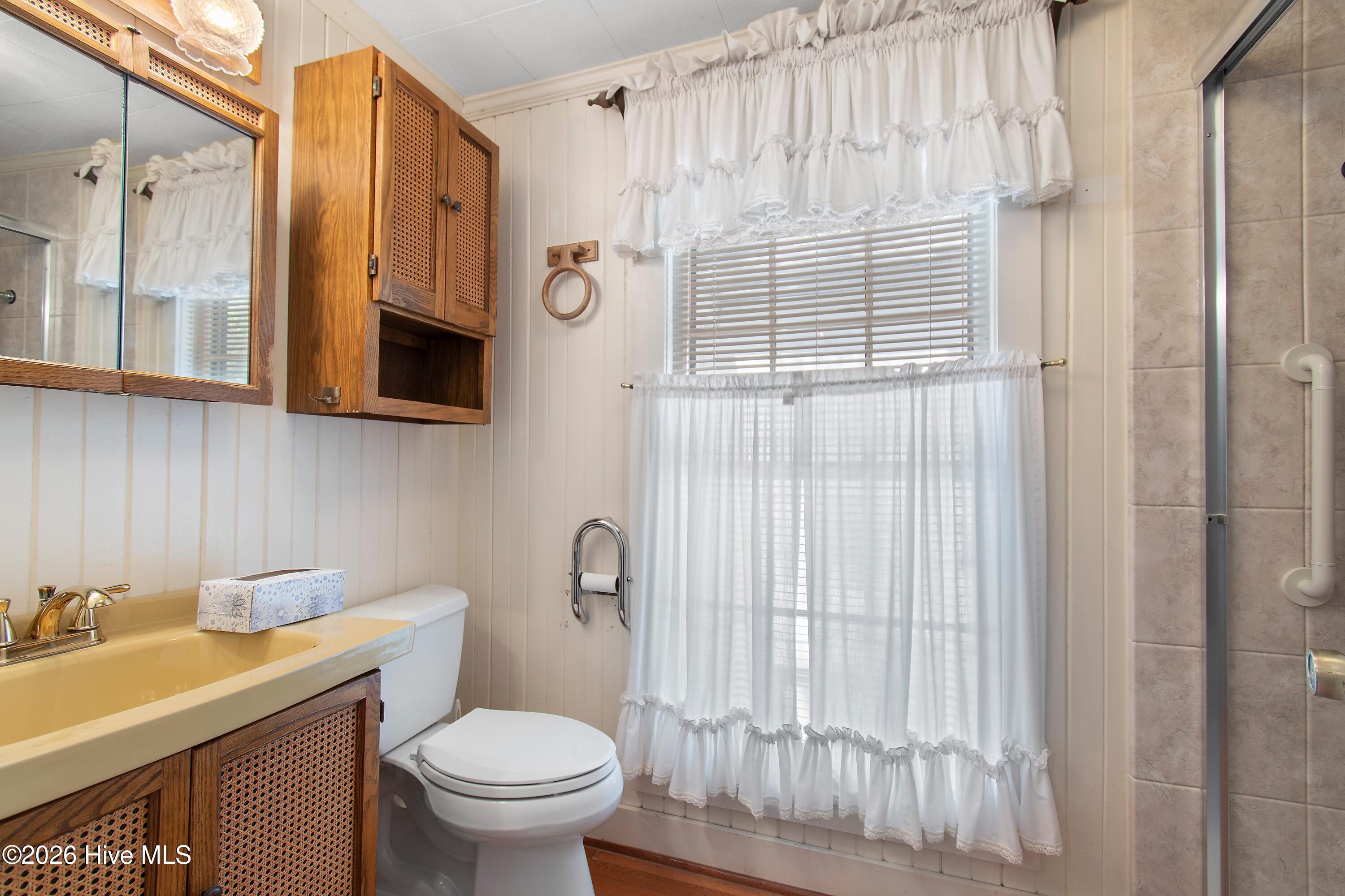 100566206 | Photo 31