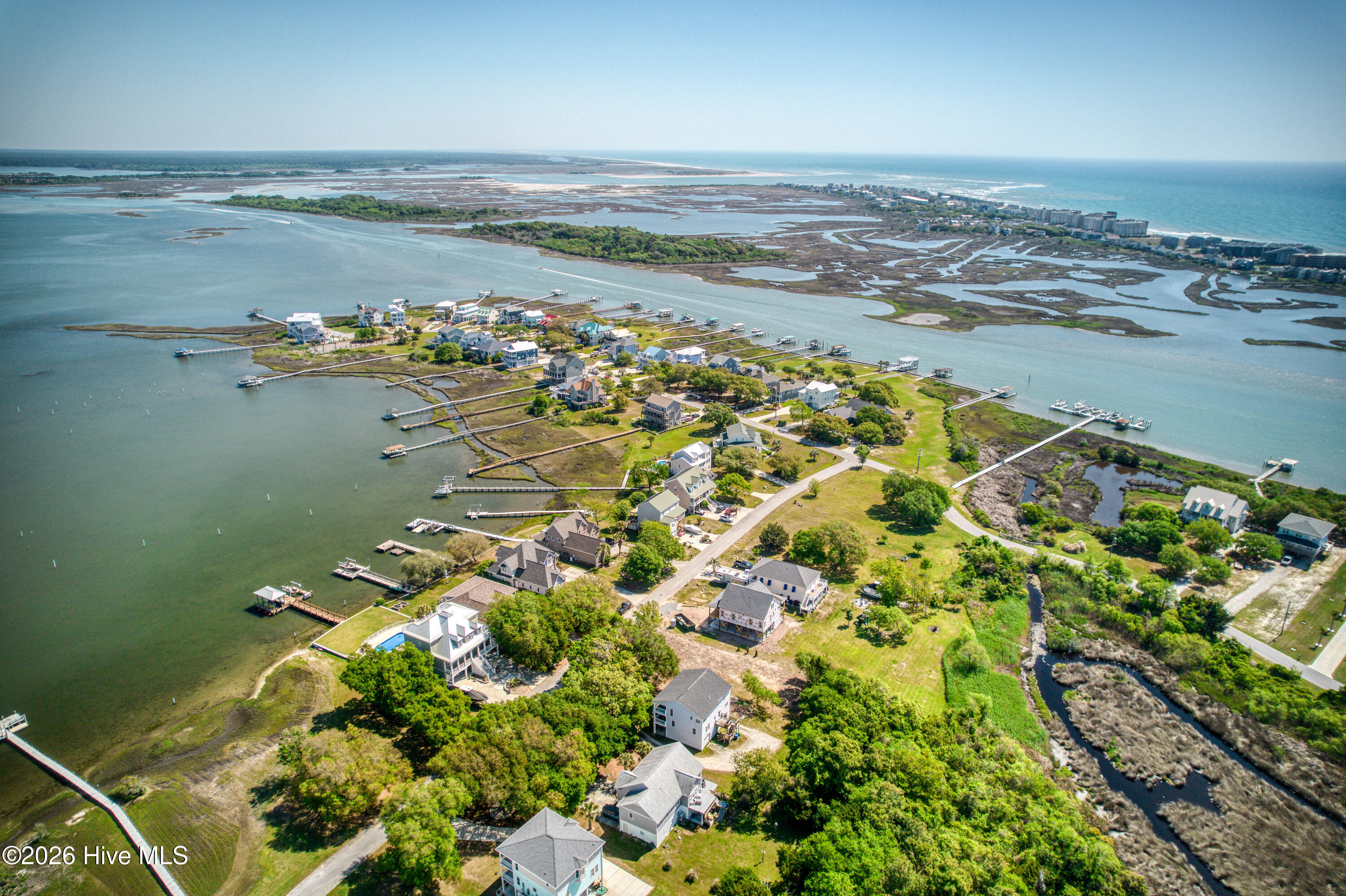 100567917 | Photo 15