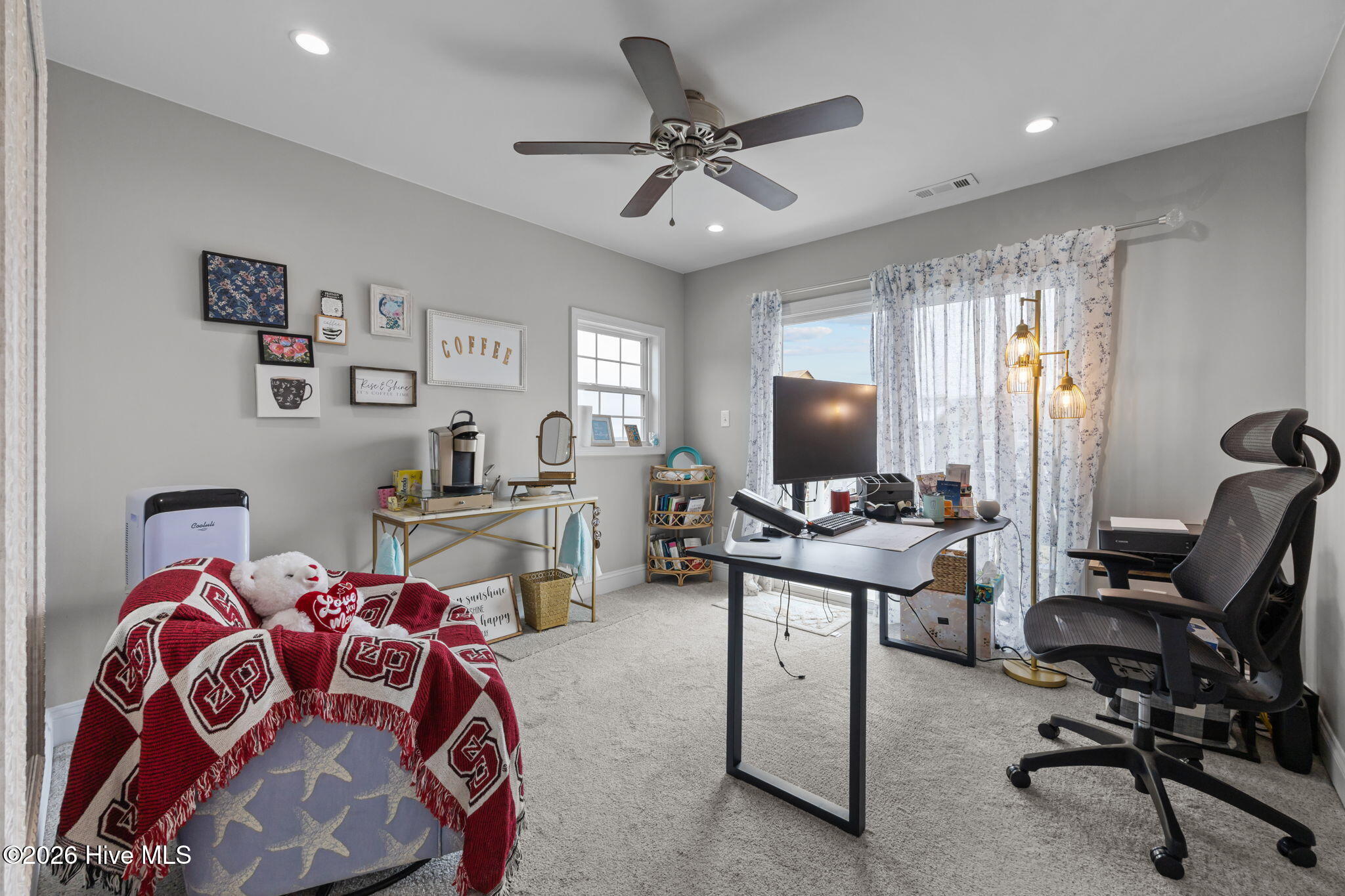 100551213 | Photo 30