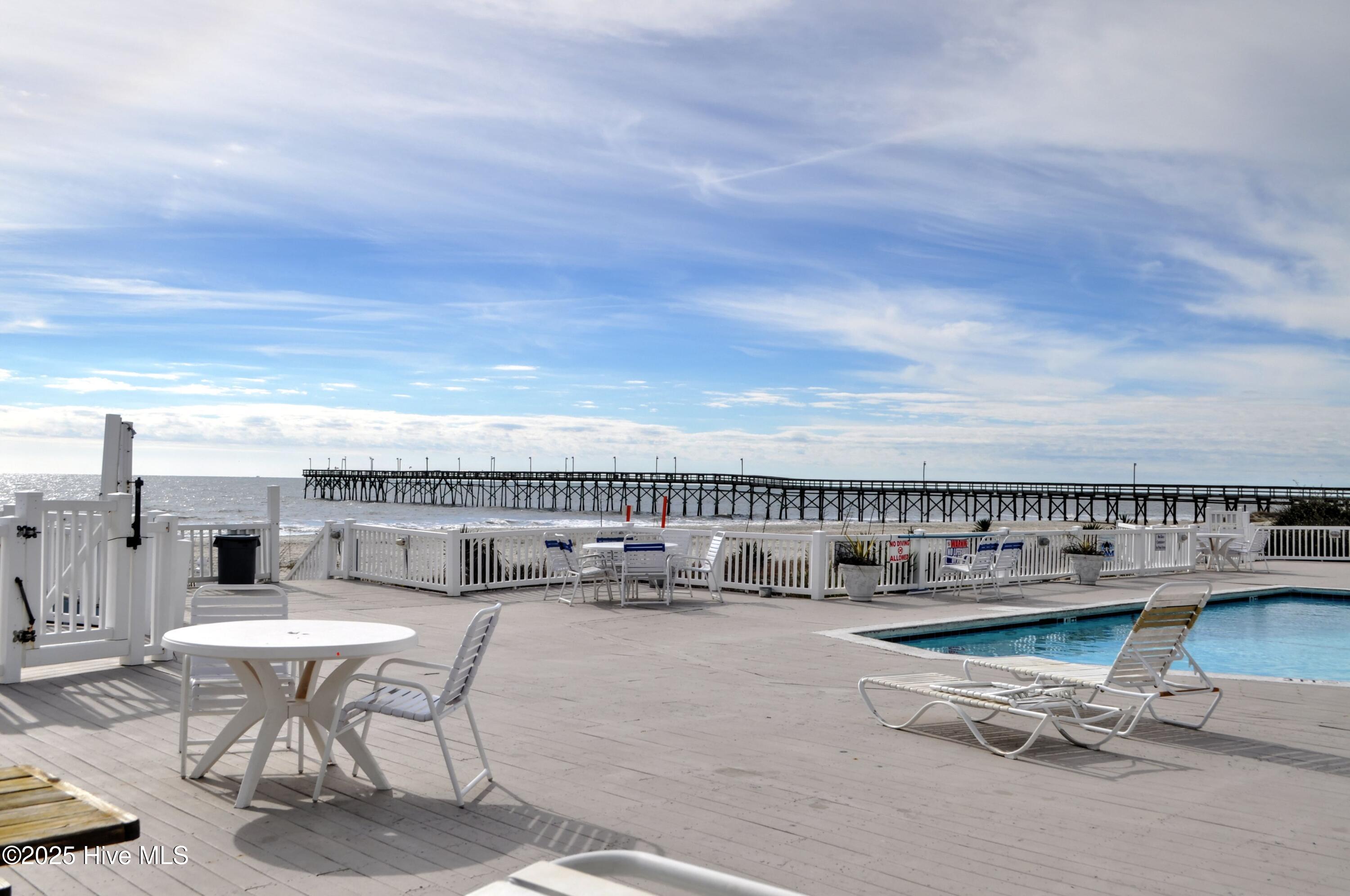 100546174 | Photo 25