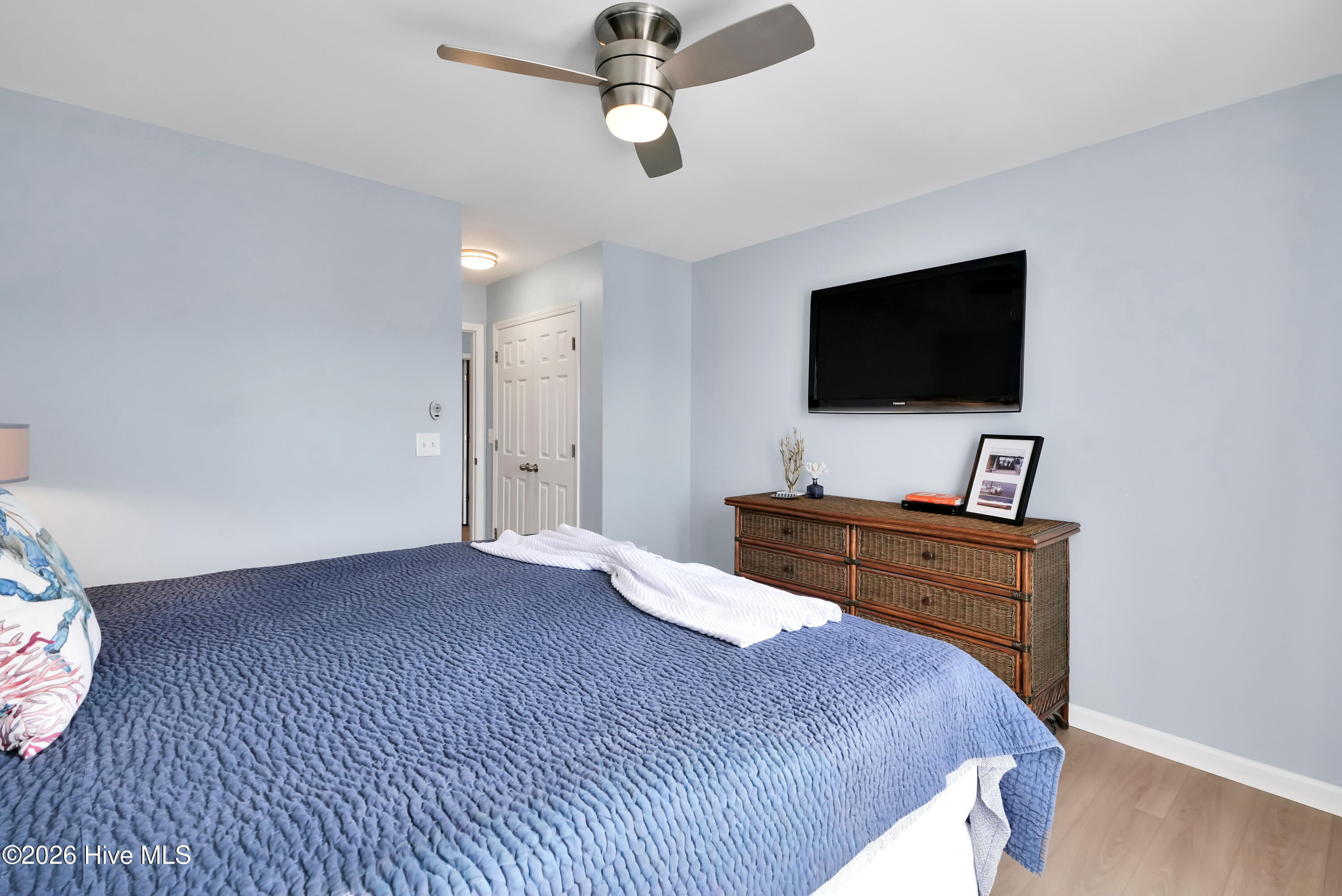 100550810 | Photo 22