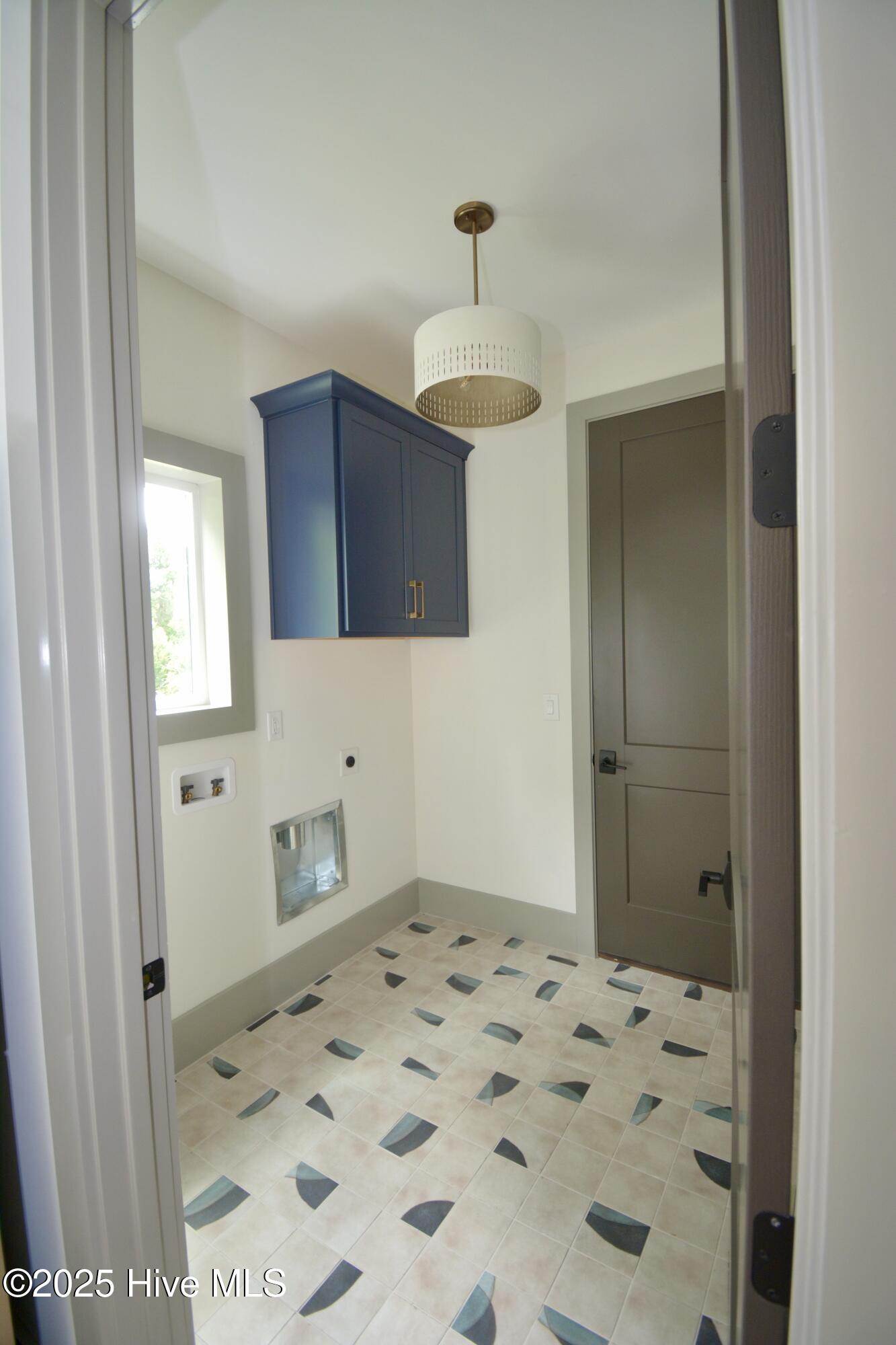 100508502 | Photo 32