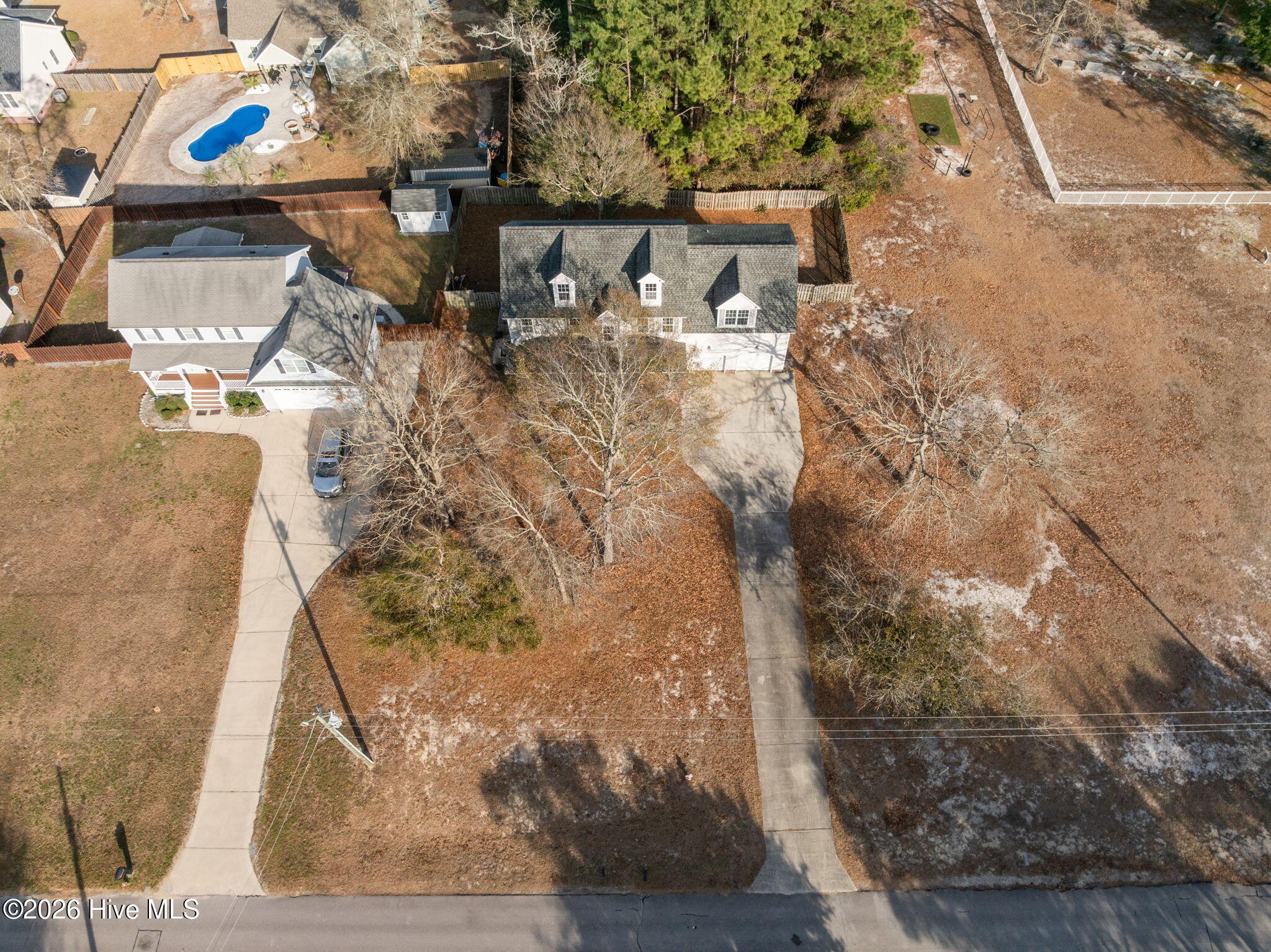 100547961 | Photo 45