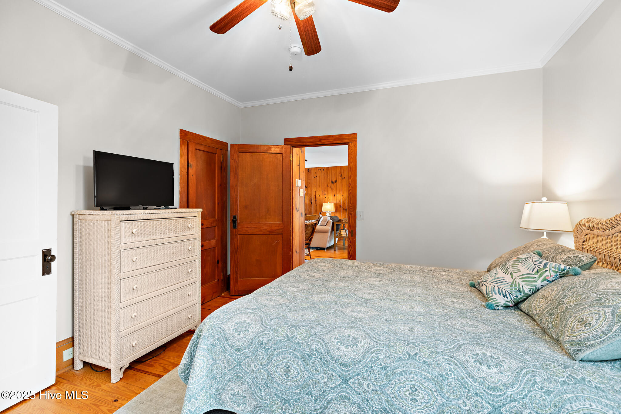 100531510 | Photo 70