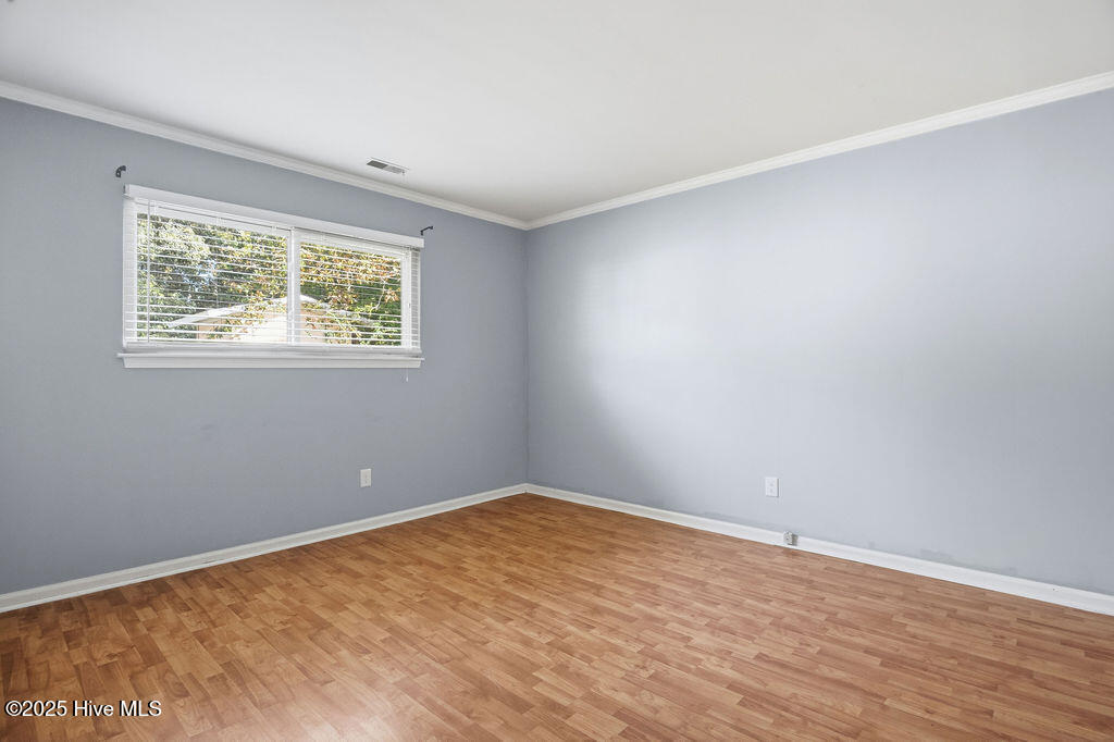 100538404 | Photo 26