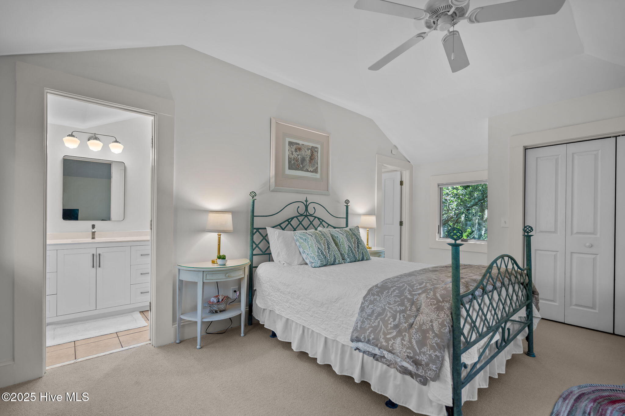 100501952 | Photo 41