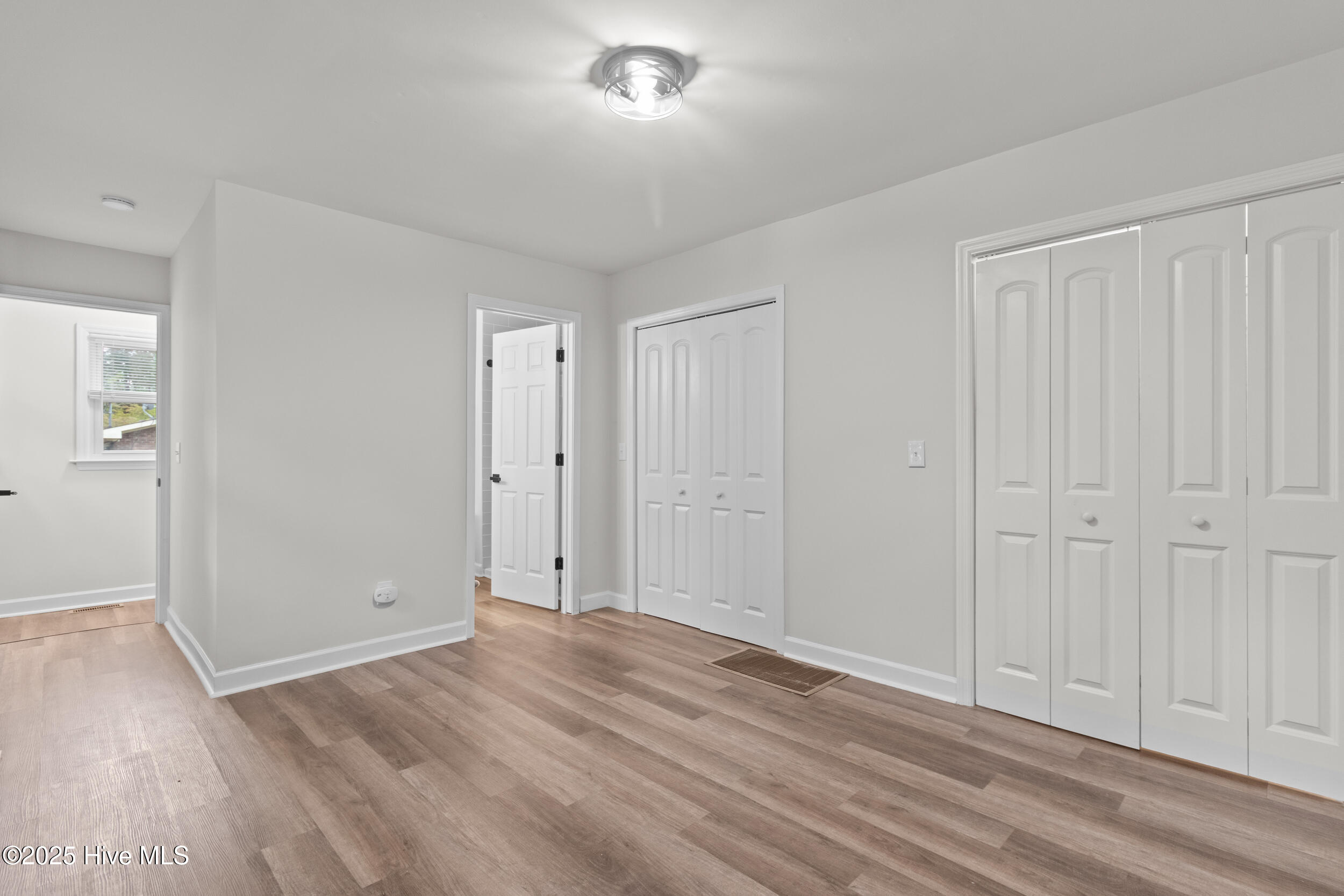 100534171 | Photo 20