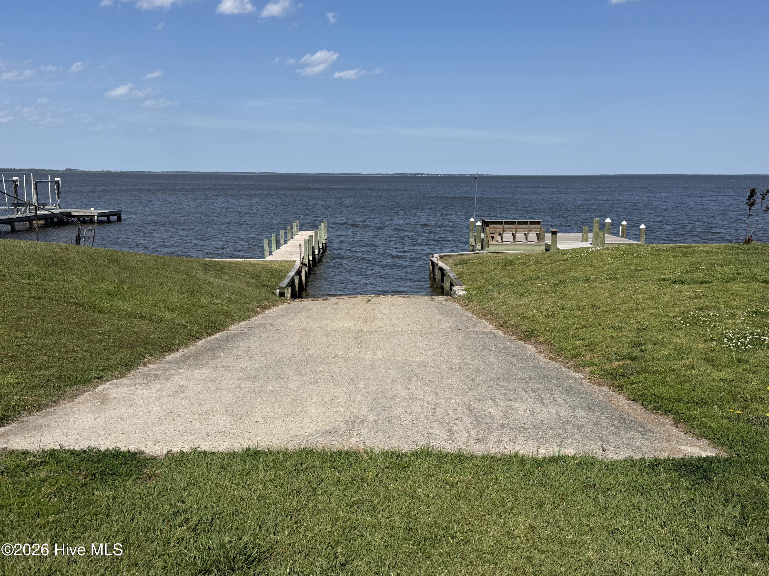 Community boat ramp