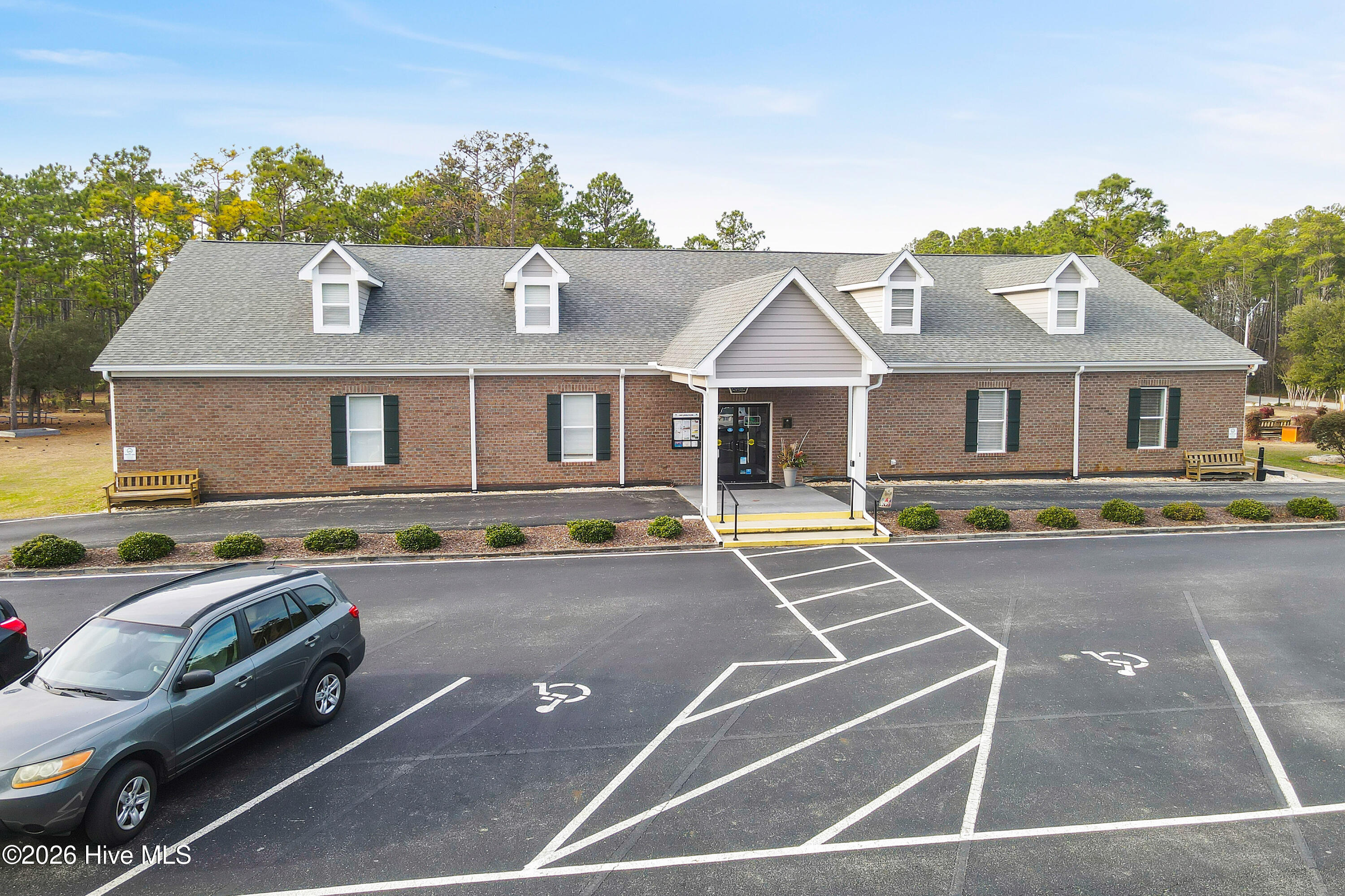 100546954 | Photo 45