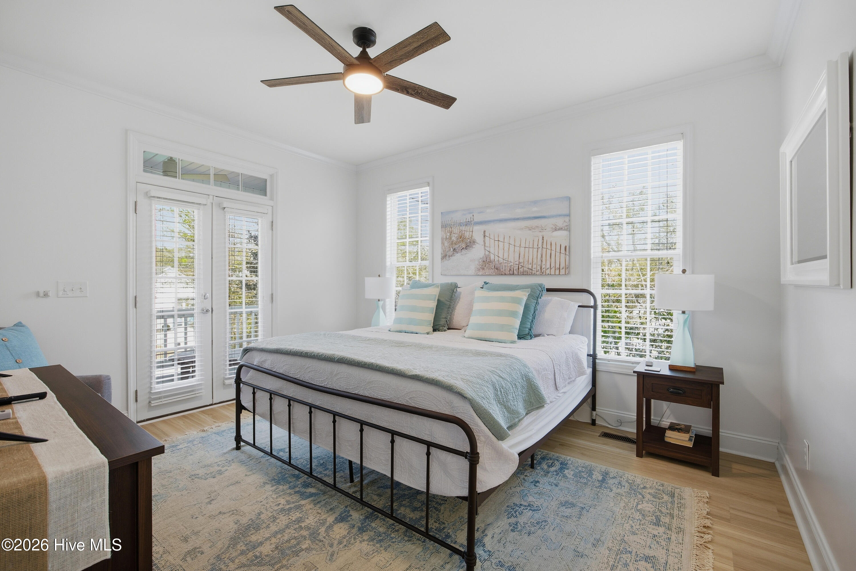 100552701 | Photo 25