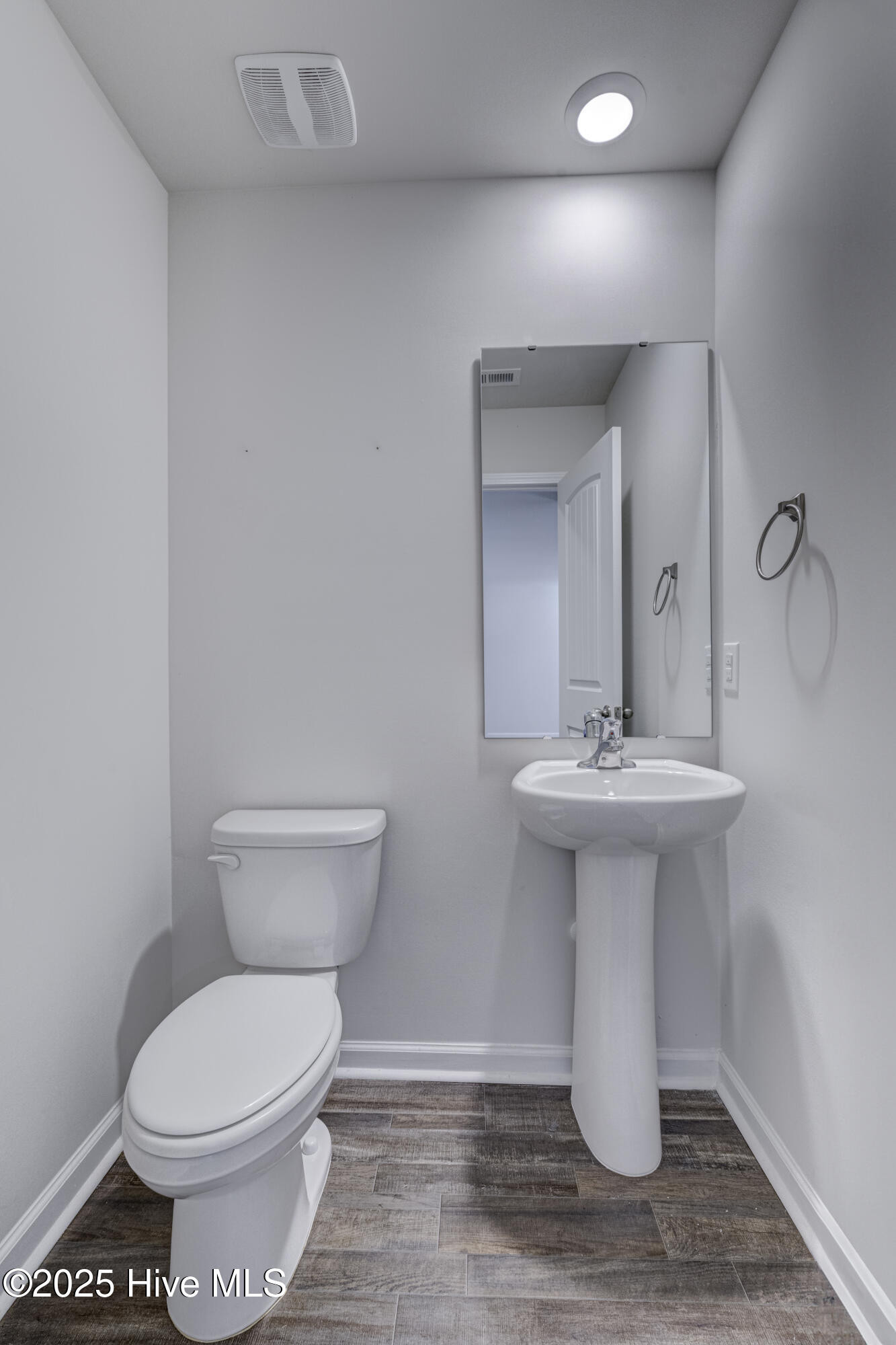 100528230 | Photo 26