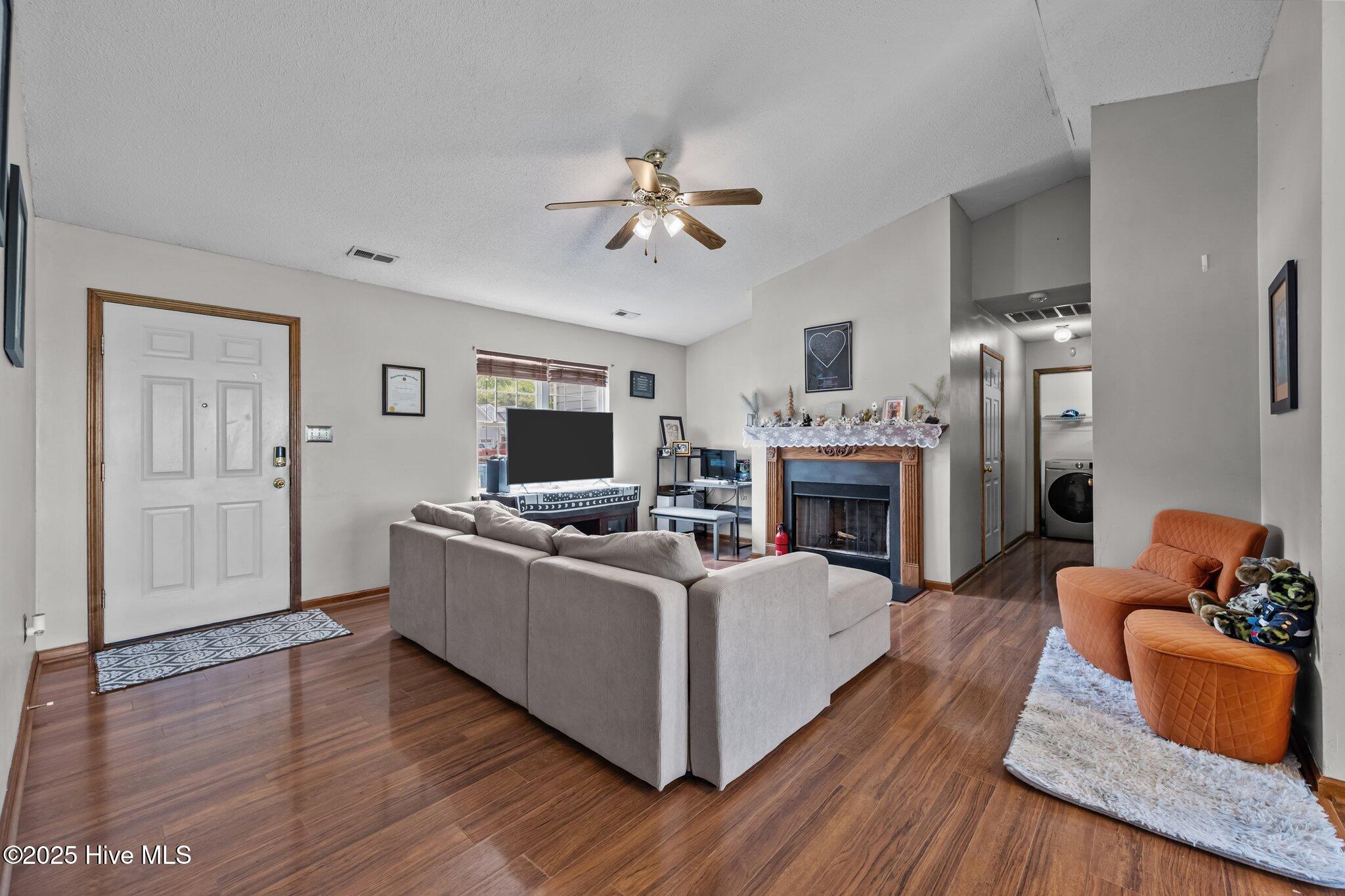 Homes for sale in Richlands, NC | 105 Linden Rd, Richlands, NC 28574 | MLS# 100533618