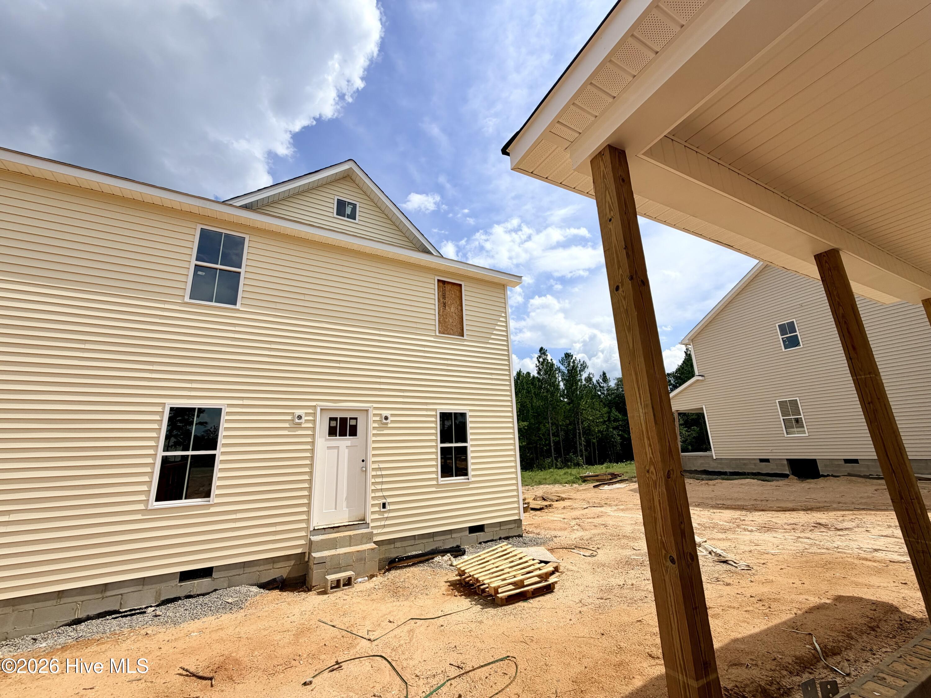 Exterior photo of 585, 587 Stadium Drive, Cameron, NC 28326. MLS: 100603240