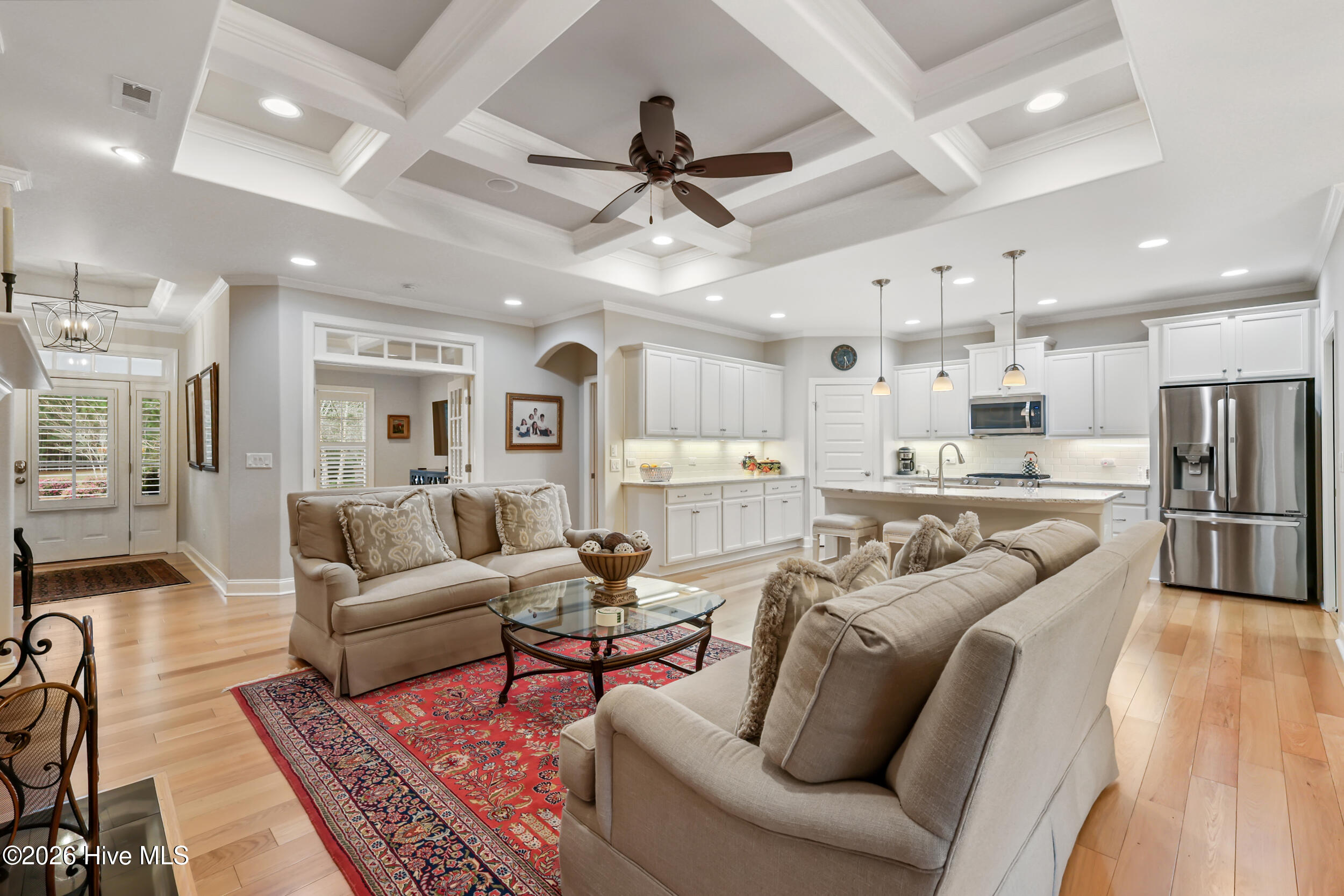 100561173 | Photo 19