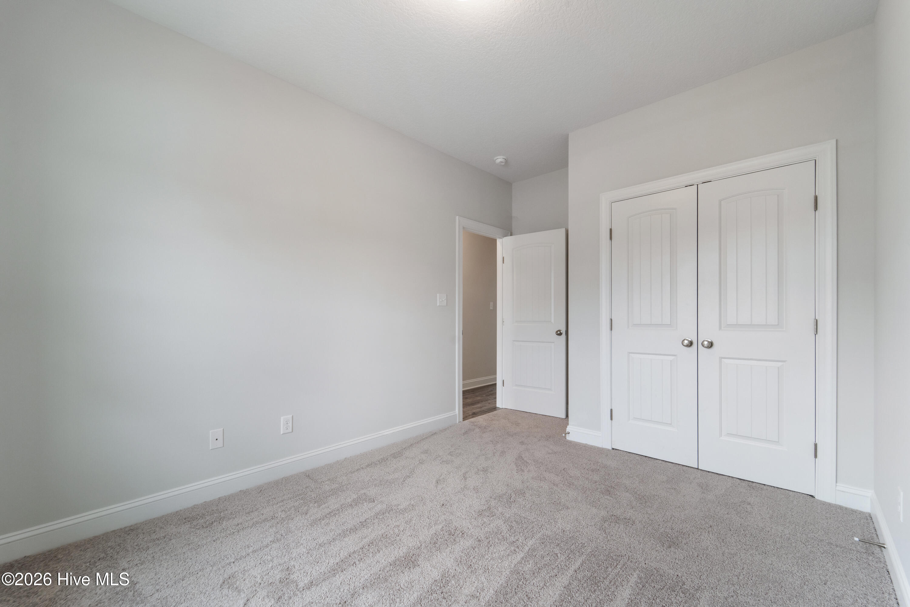 100523498 | Photo 28