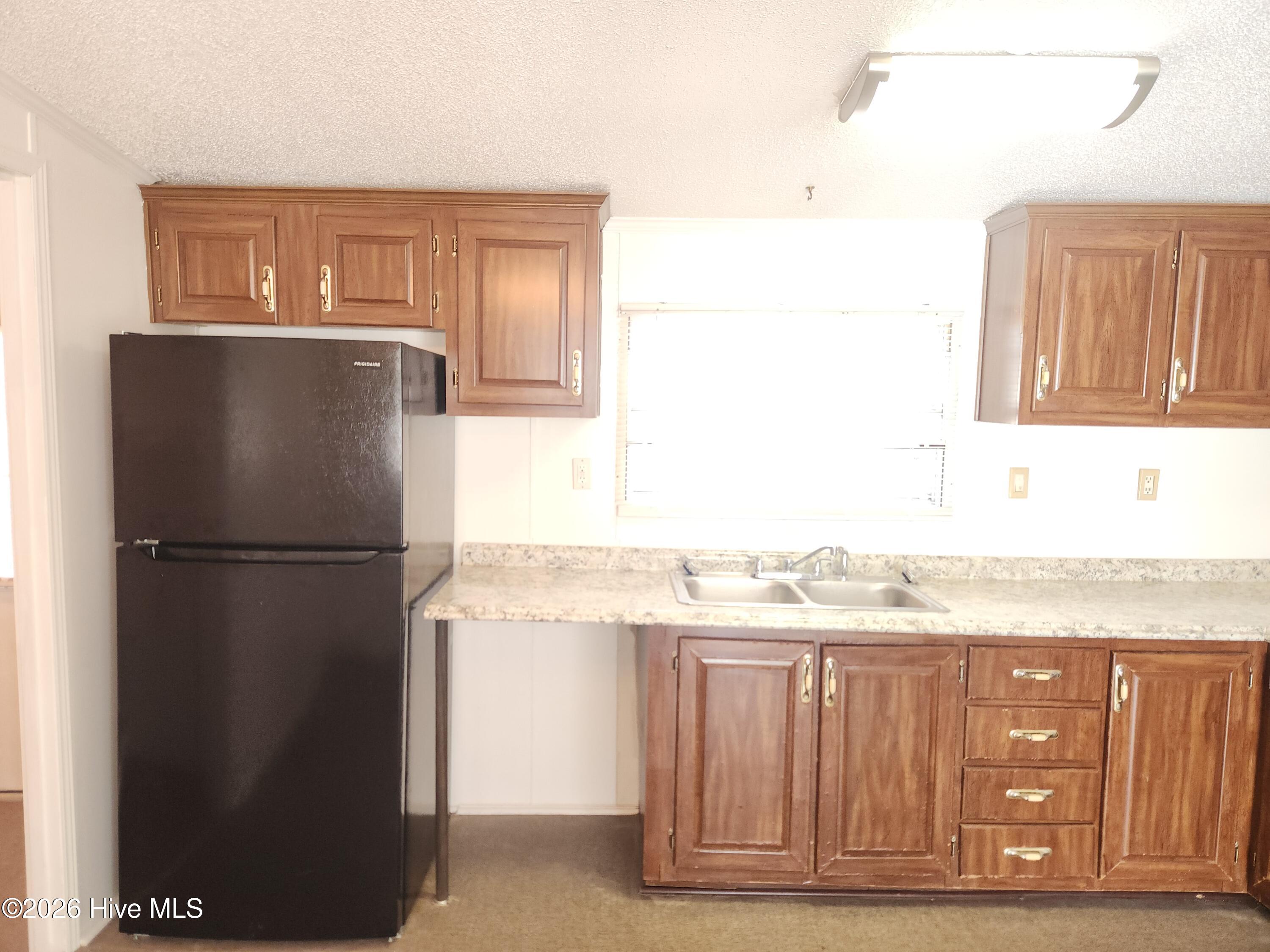 100550043 | Photo 12