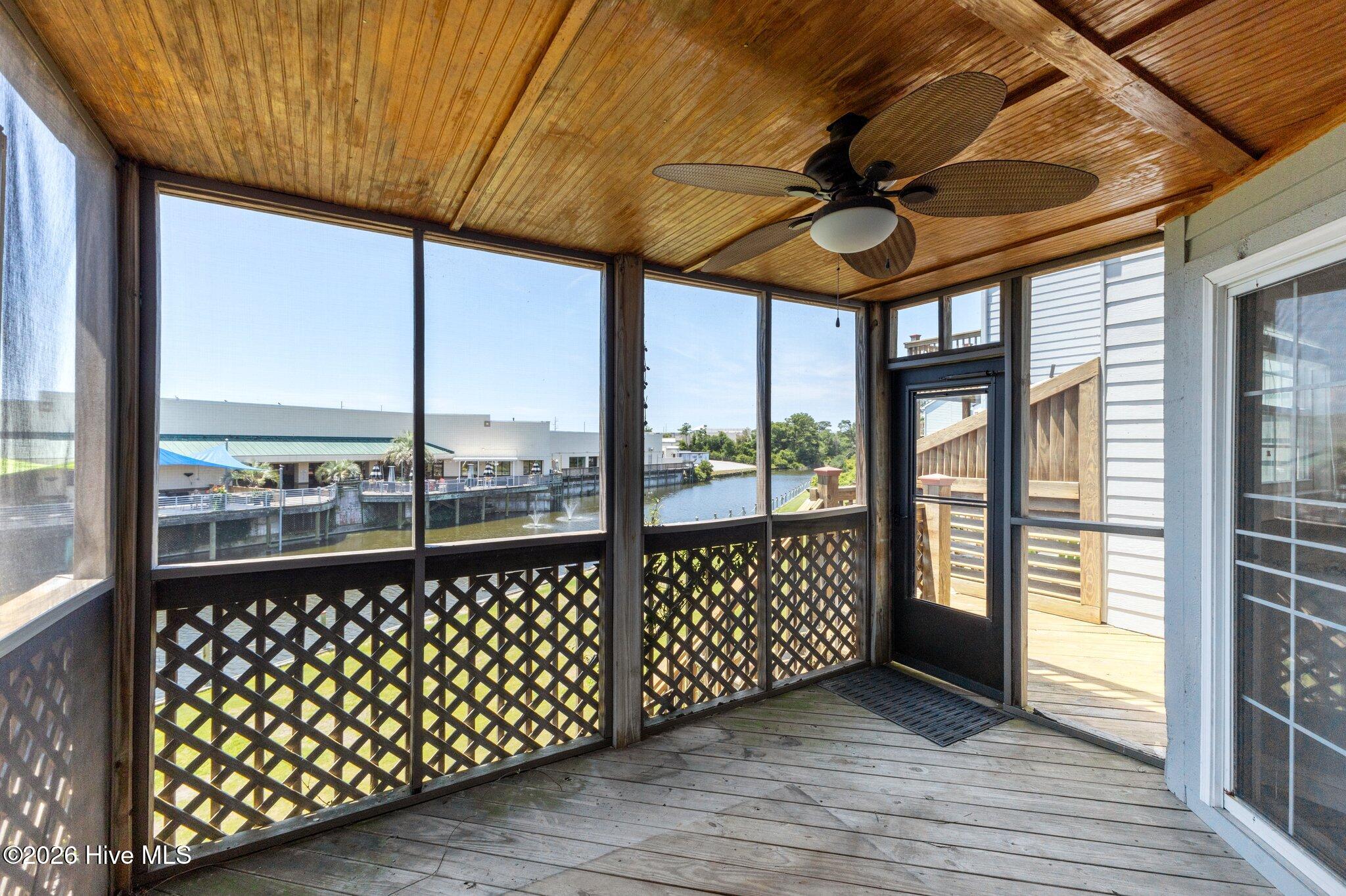 8711 Emerald Plantation Road 302,Emerald Isle