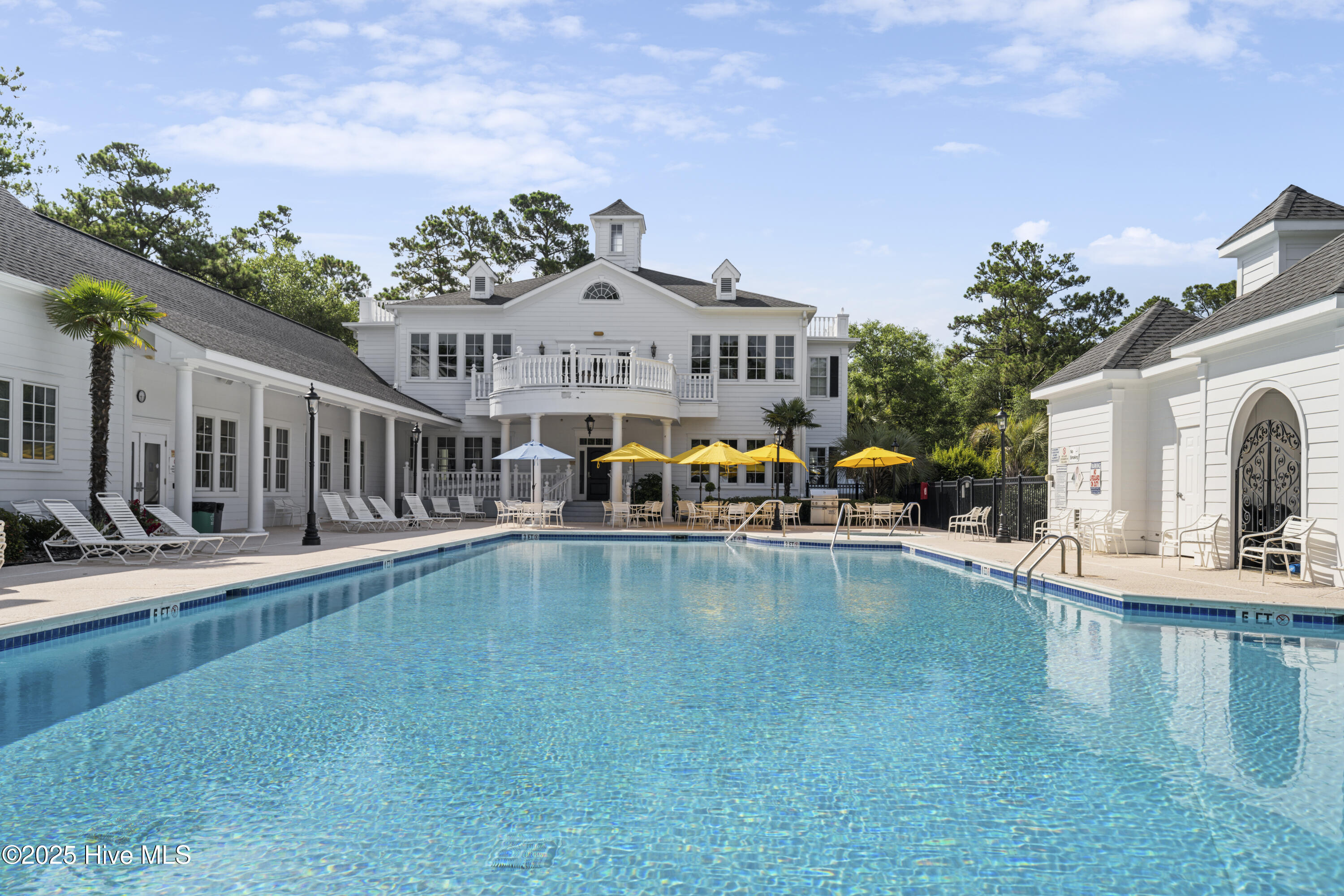 100493964 | Photo 22