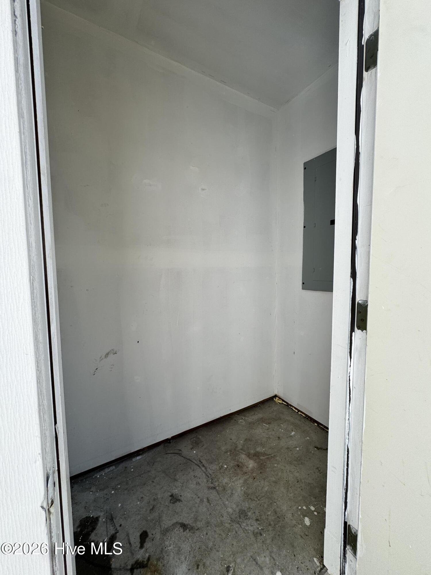 100552993 | Photo 18