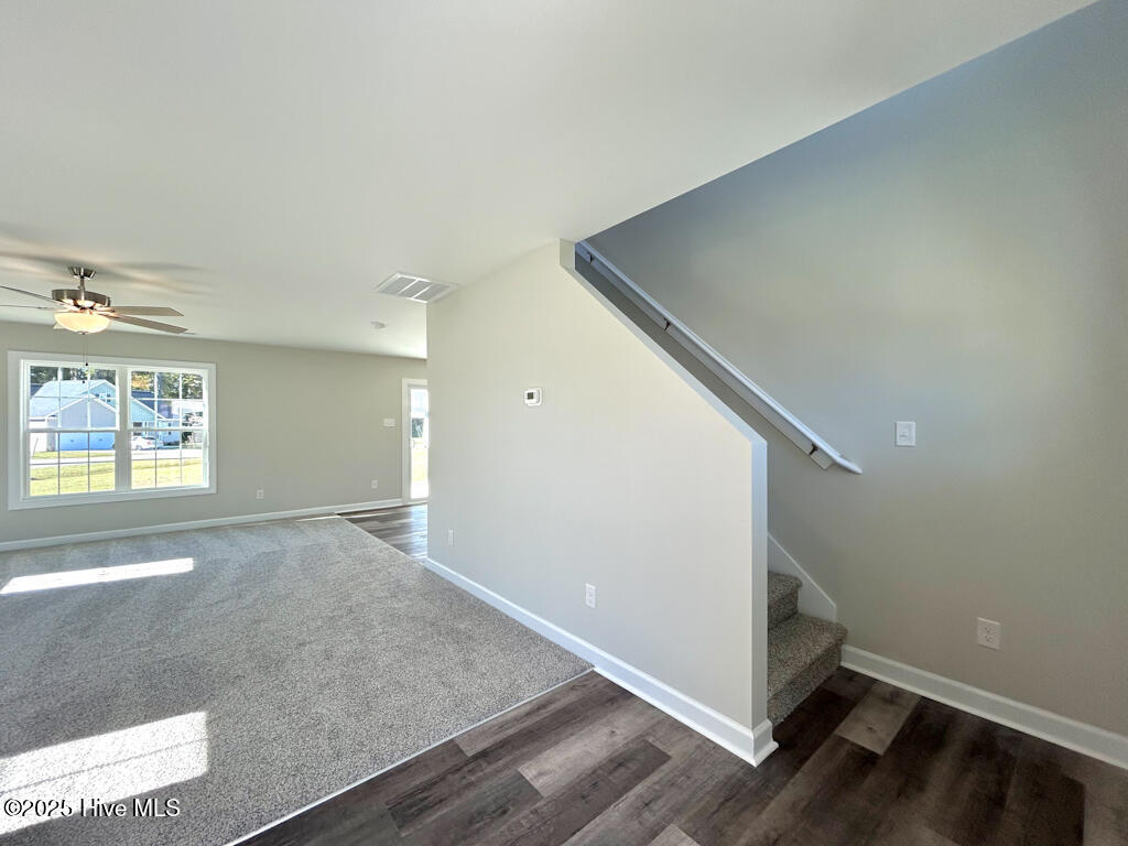 100563394 | Photo 11