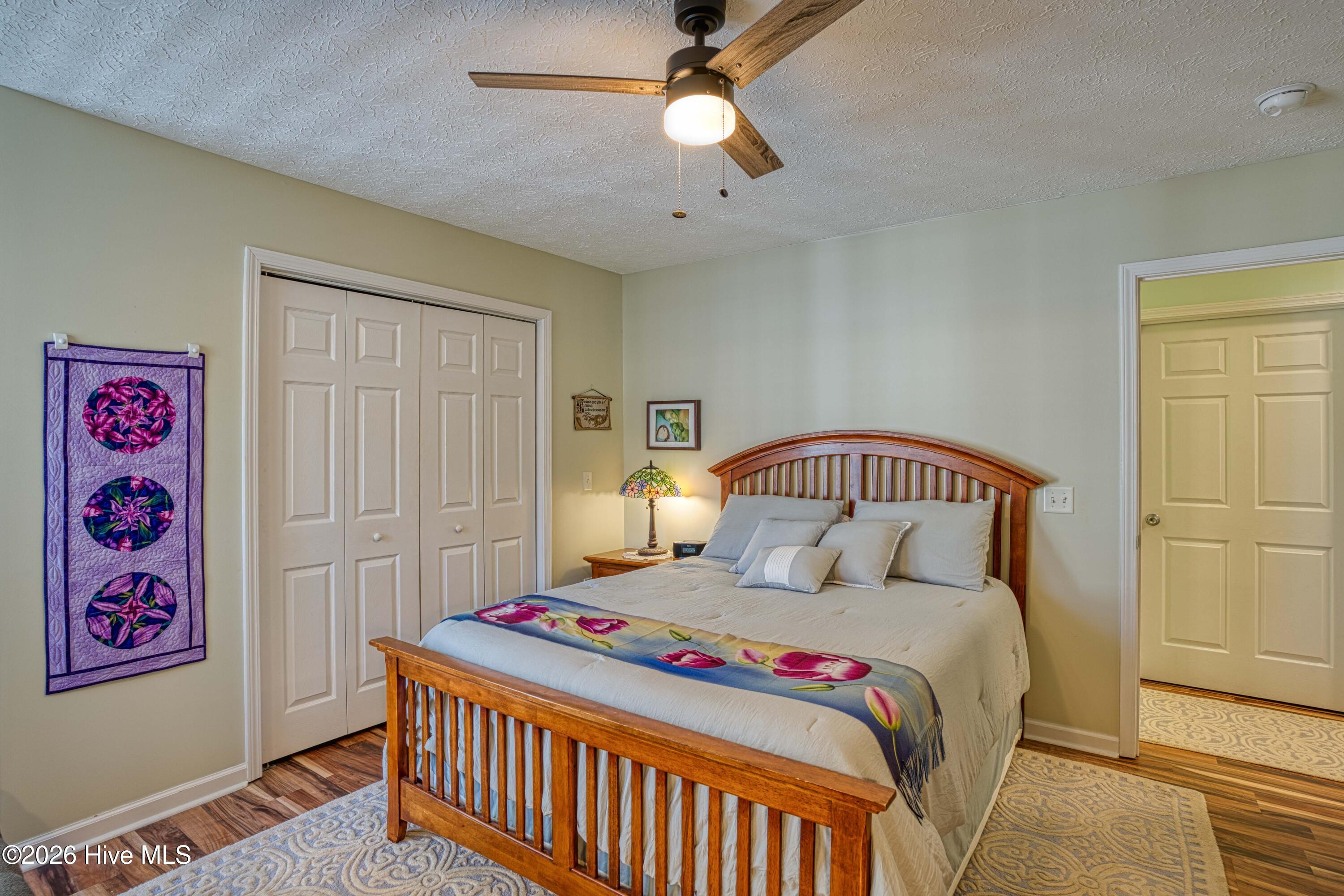 100556231 | Photo 16