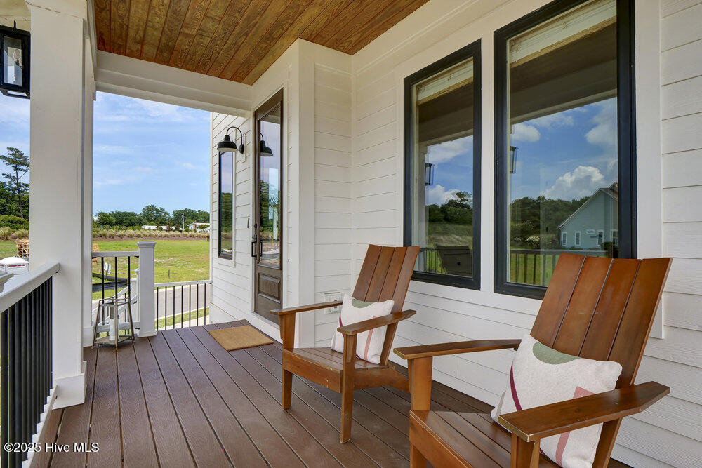 100520014 | Photo 52