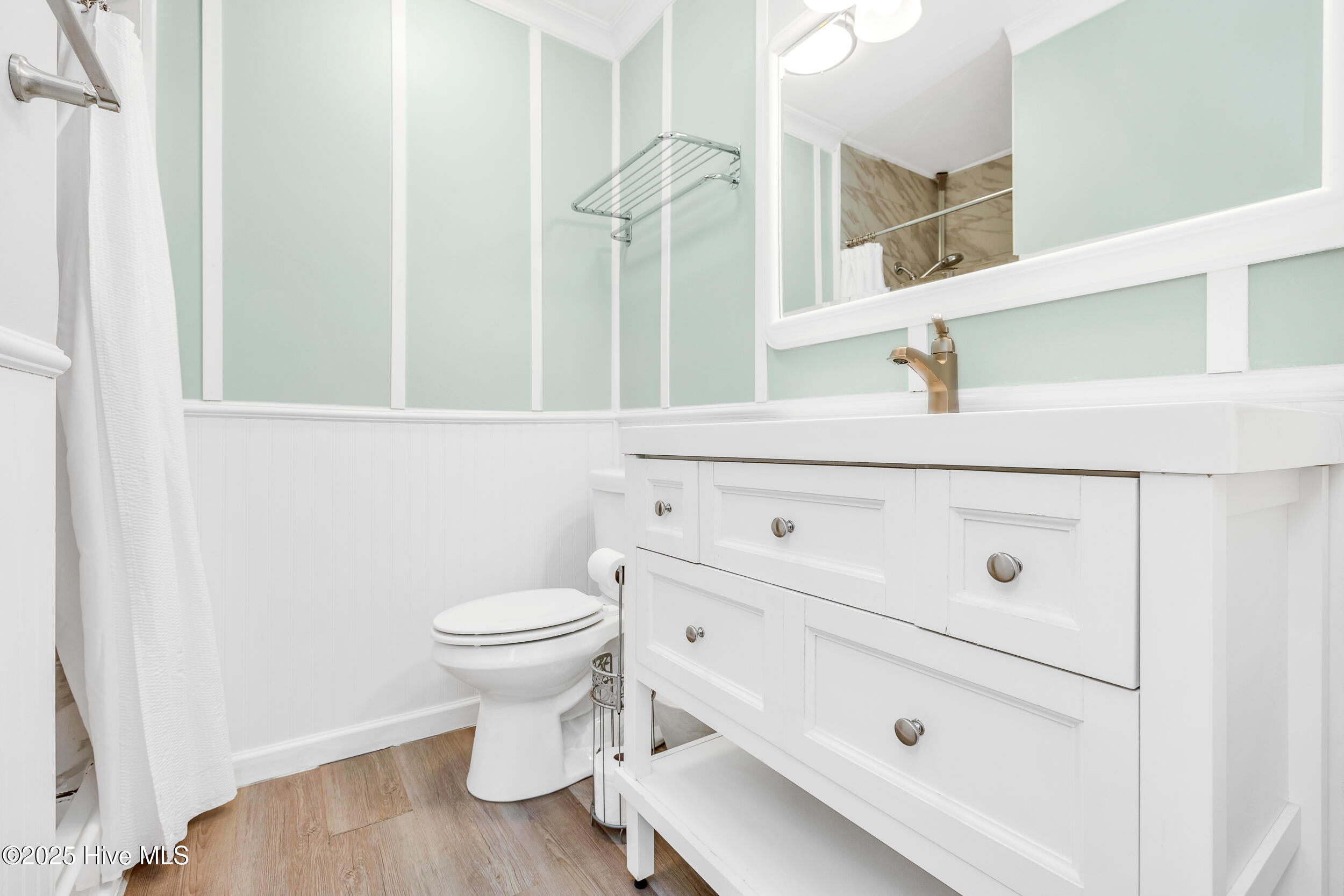 100538740 | Photo 12