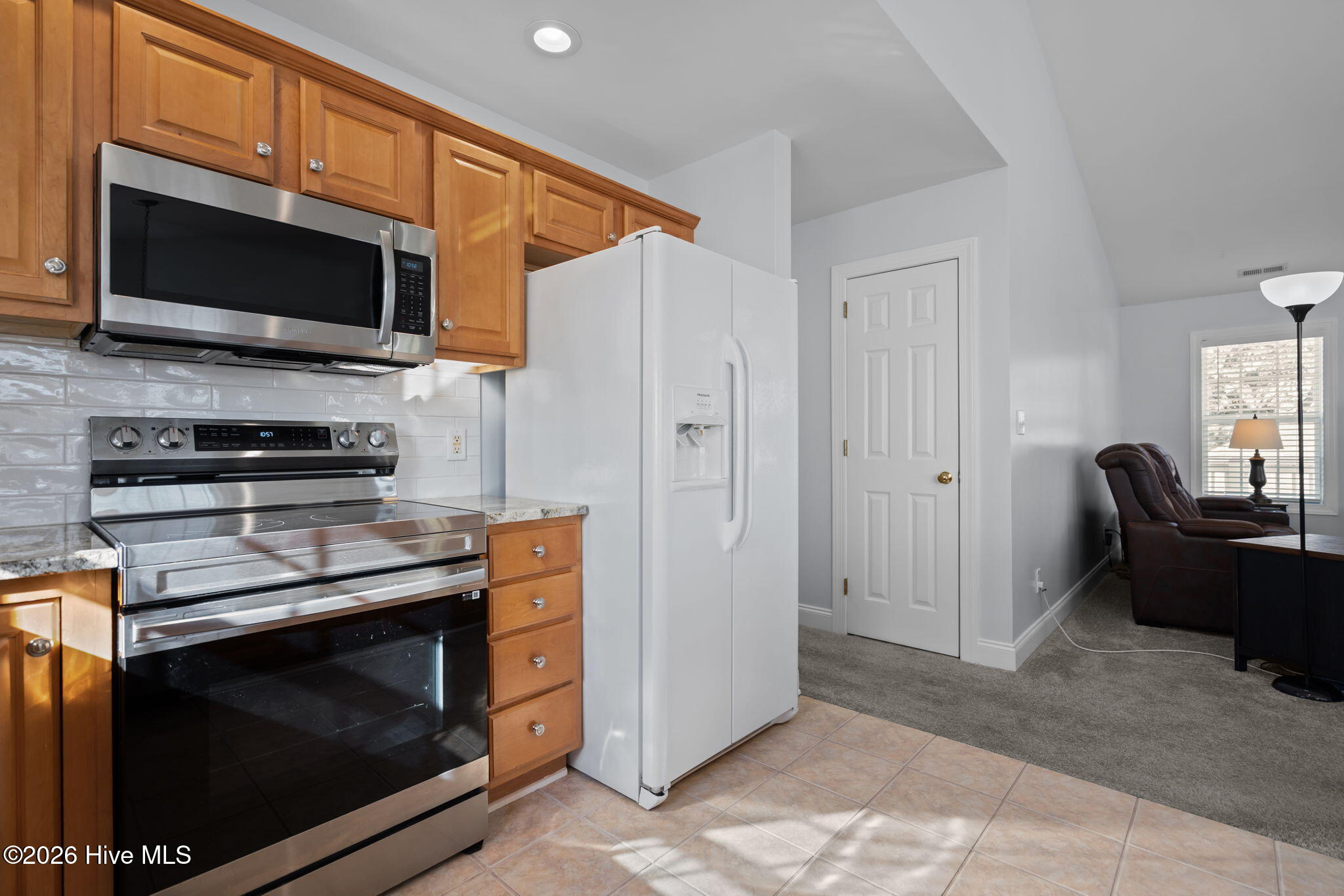 100547752 | Photo 17